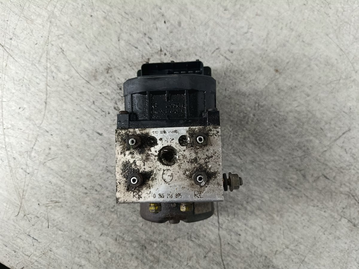 ABS-pumppu Honda Civic VII 1.6 16V BOSCH image 6