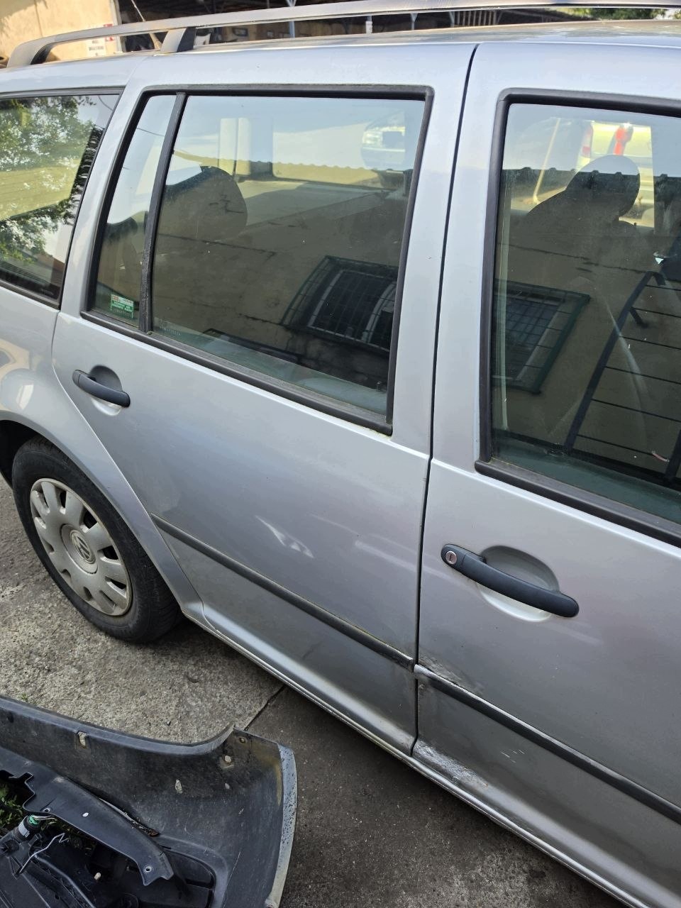 Vidro Traseiro Direito VW Golf IV Variant