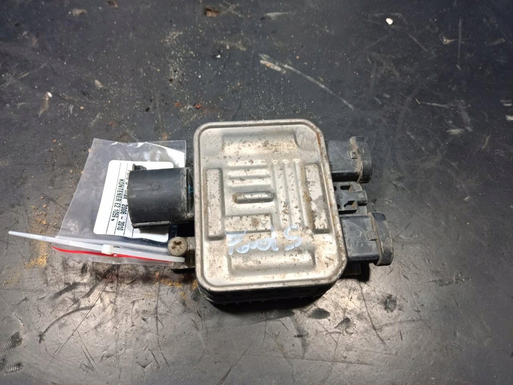 Controlador de ventiladores Ford S-MAX MK1 2.0 TDCI image 2