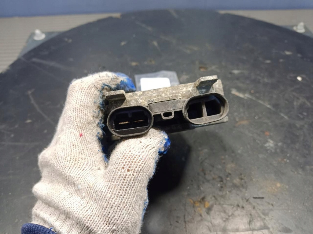 Controlador de ventiladores Ford S-MAX MK1 2.0 TDCI image 3