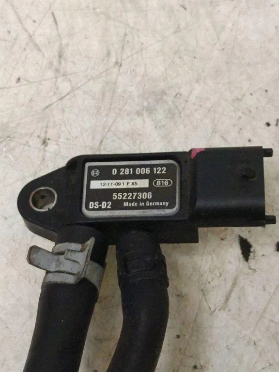 Sensor de Pressão DPF Fiat Fiorino 1.3 65kW 0281006122 image 4