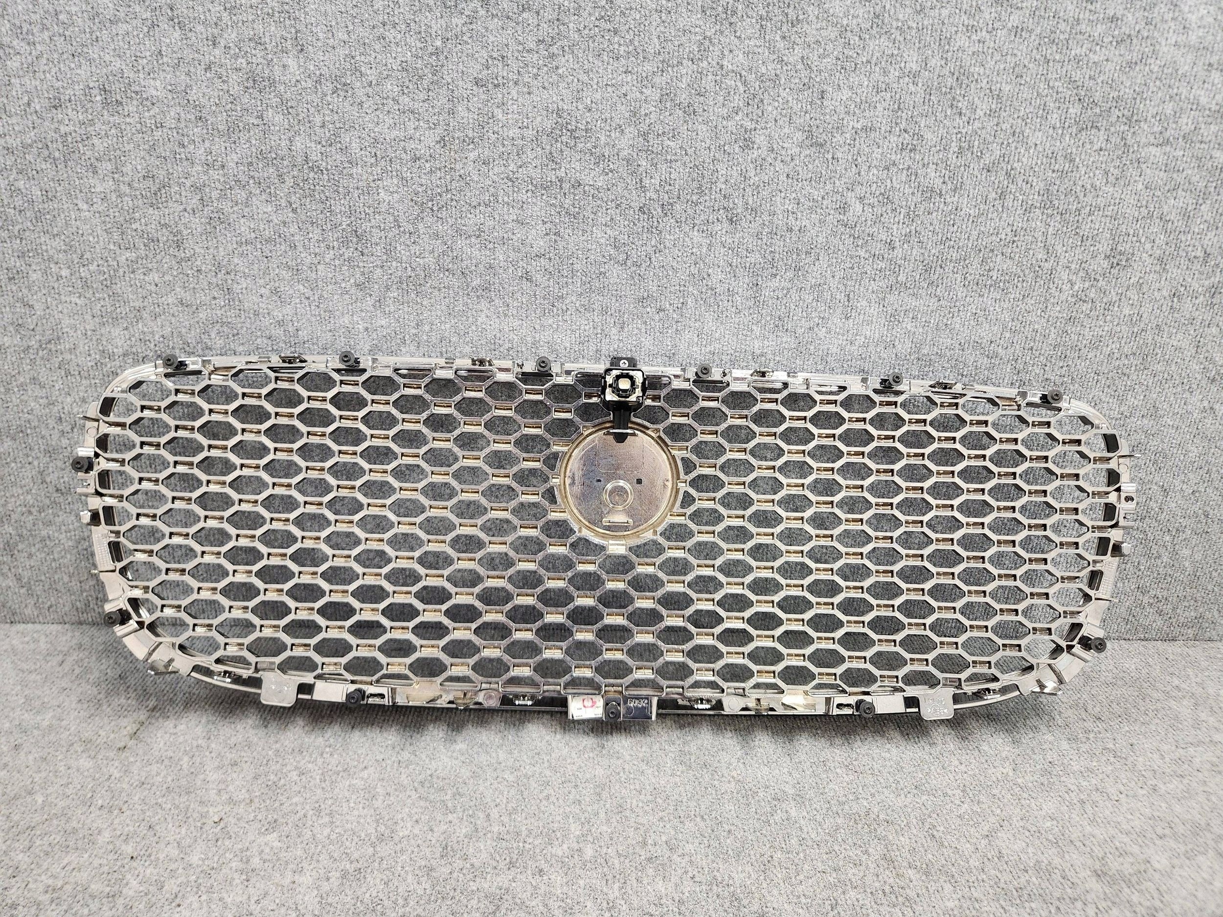 Kühlergrill Jaguar XF II X260 GX63-018K28-A 15-19 image 7