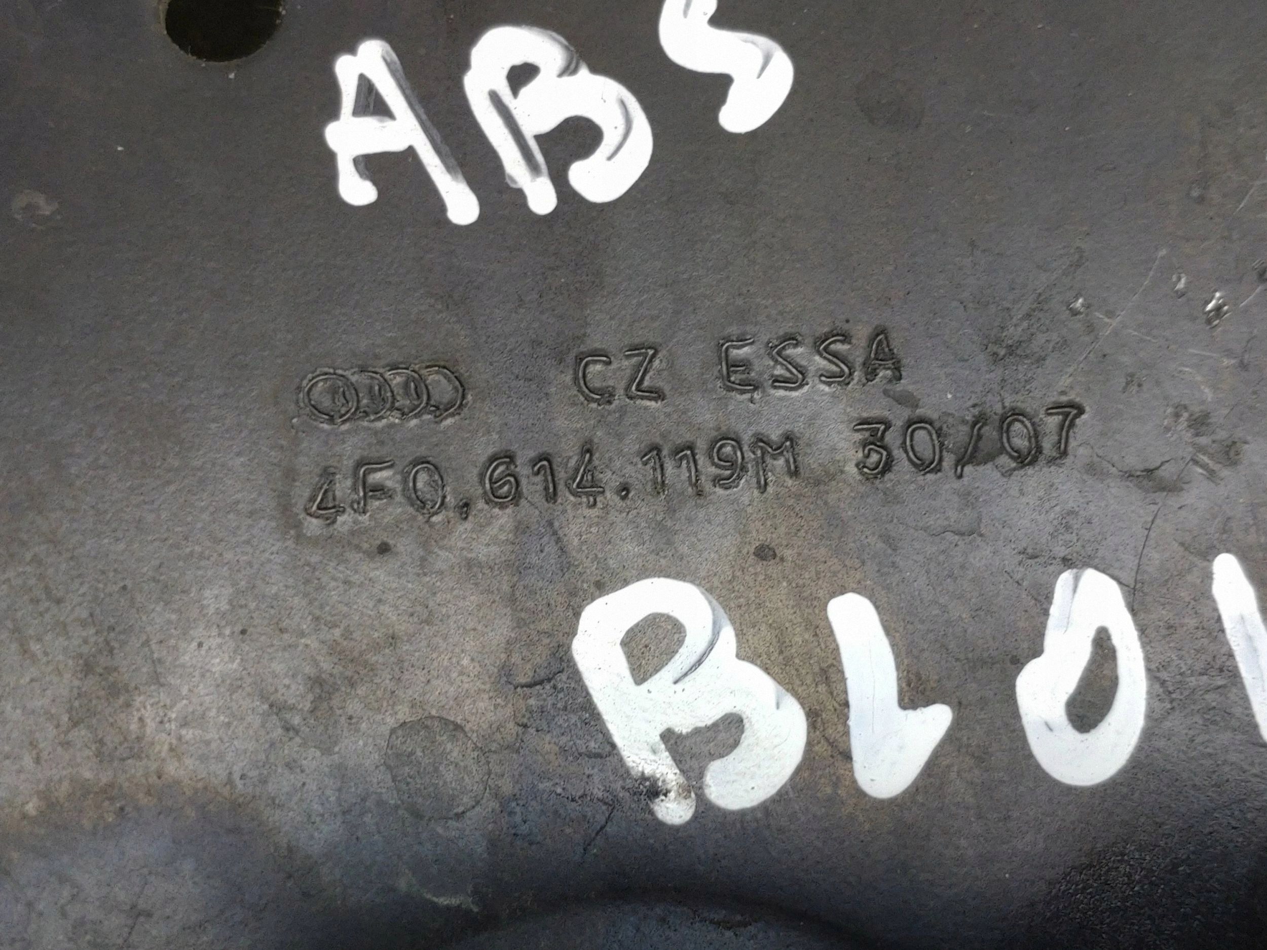 ABS-pumpun kiinnike Audi A6 (4F2, C6) 4F0614119M image 5