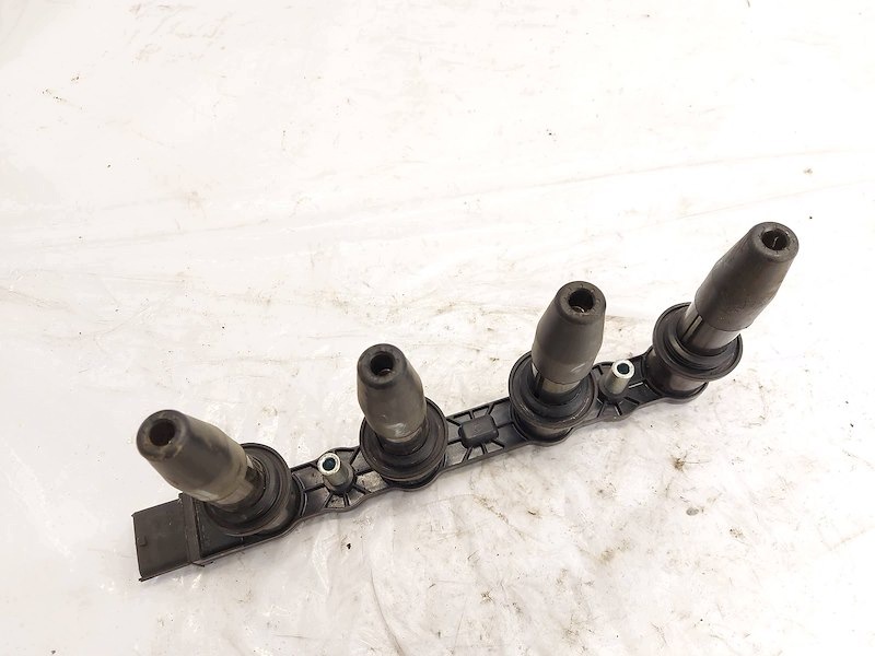 Sytytyspuola 207 466 TOPRAN Opel Astra H 1.6 16V
