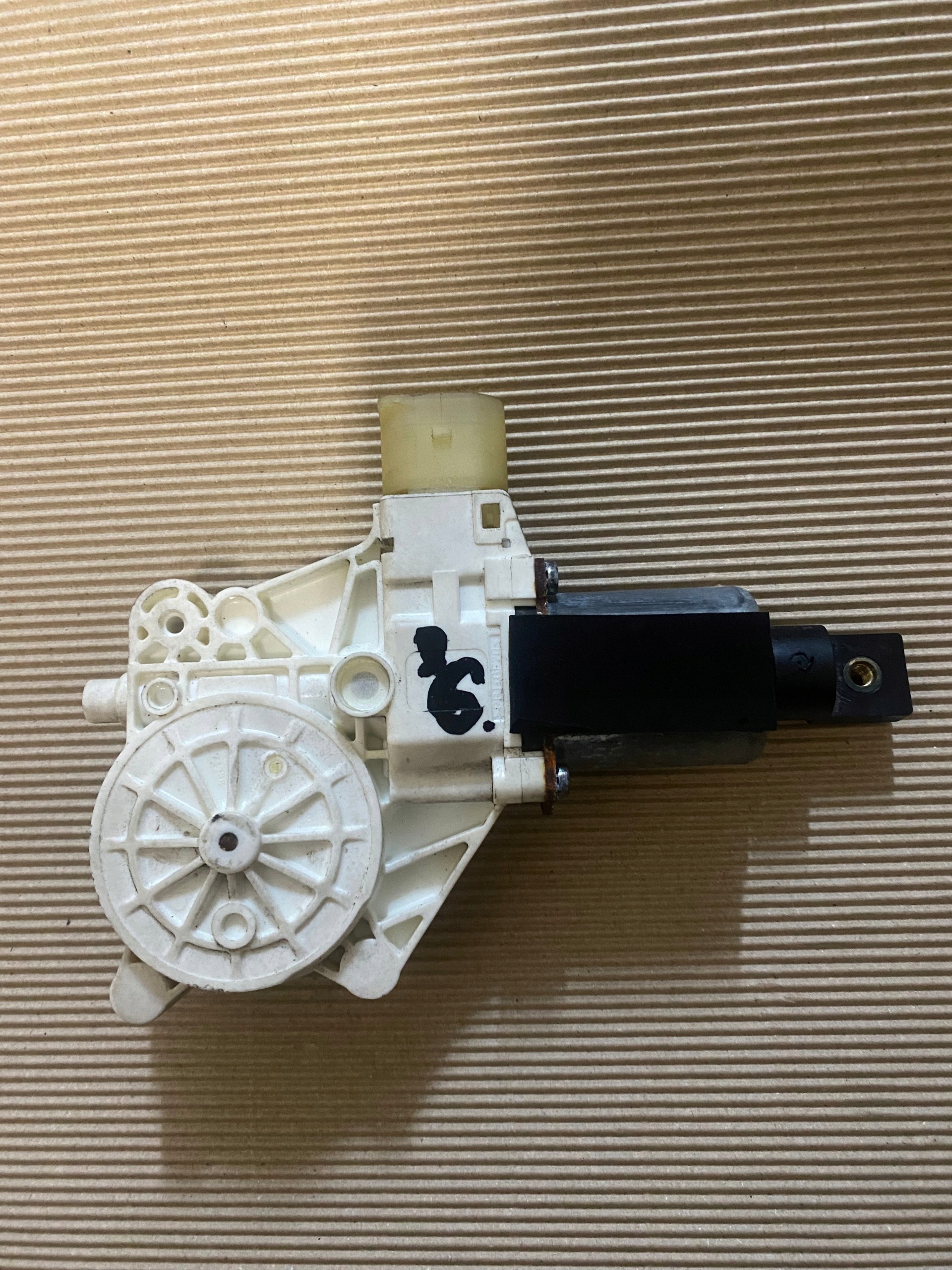 BMW 3er Fensterhebermotor vorne links 2008 Coupé