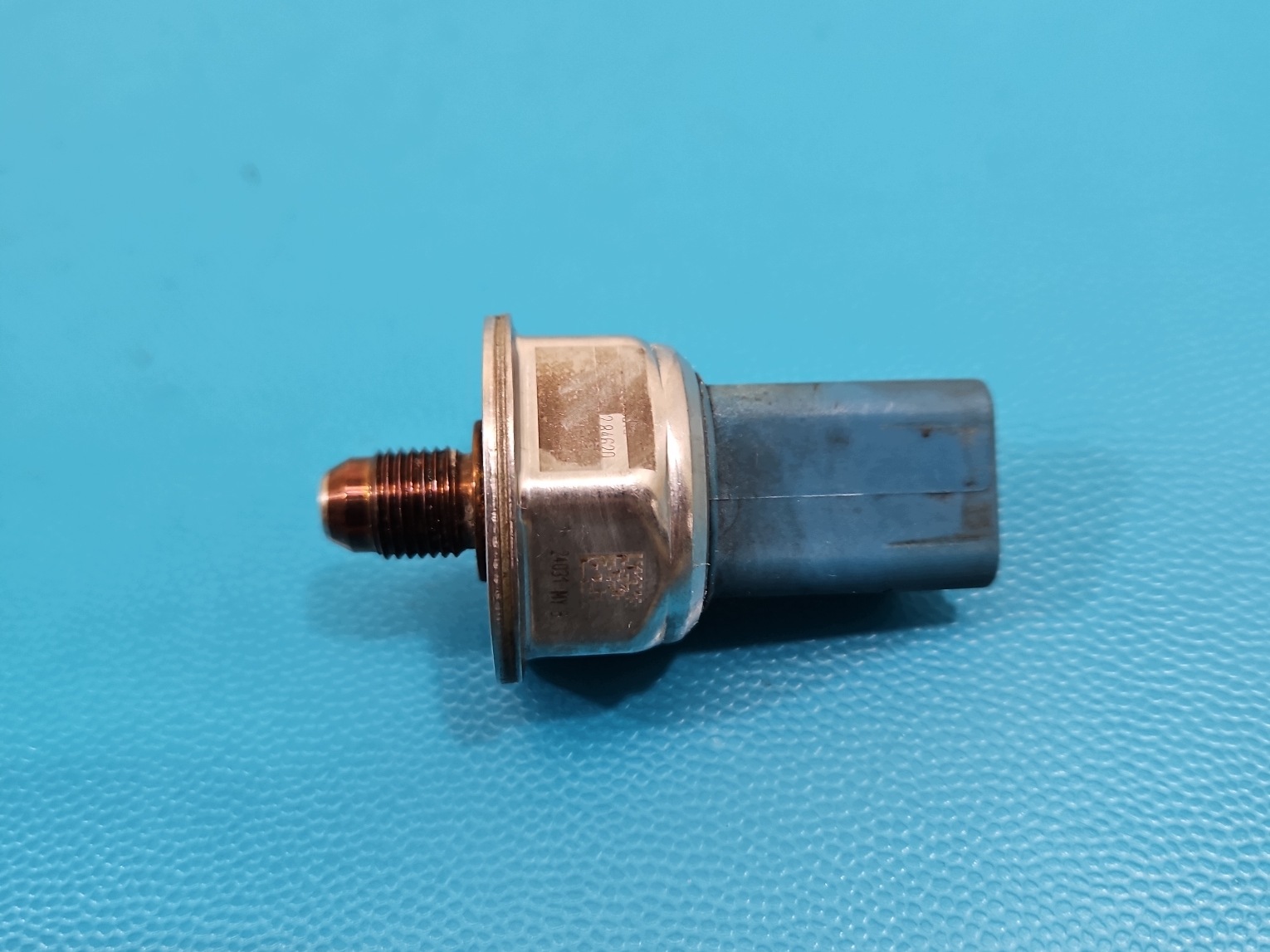Sensor Pressão Combustível Renault Kadjar Usado image 4