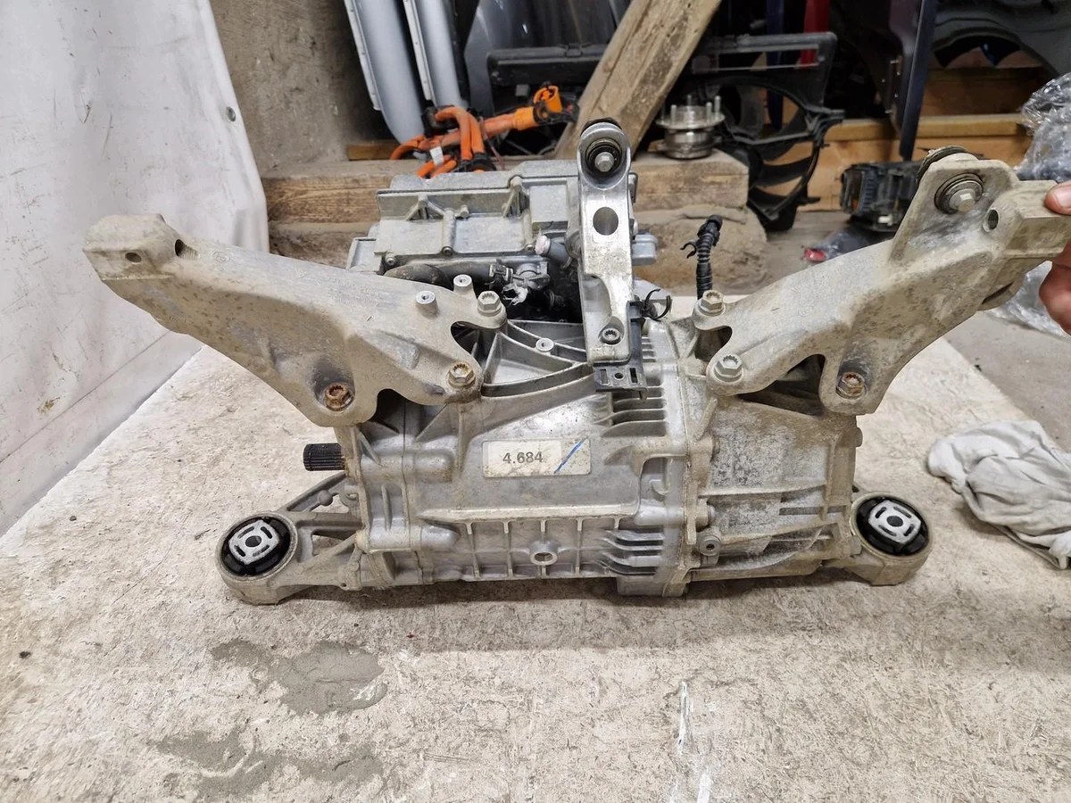 Porsche Taycan Turbo Motor Elétrico Eletrico Eletrico image 9