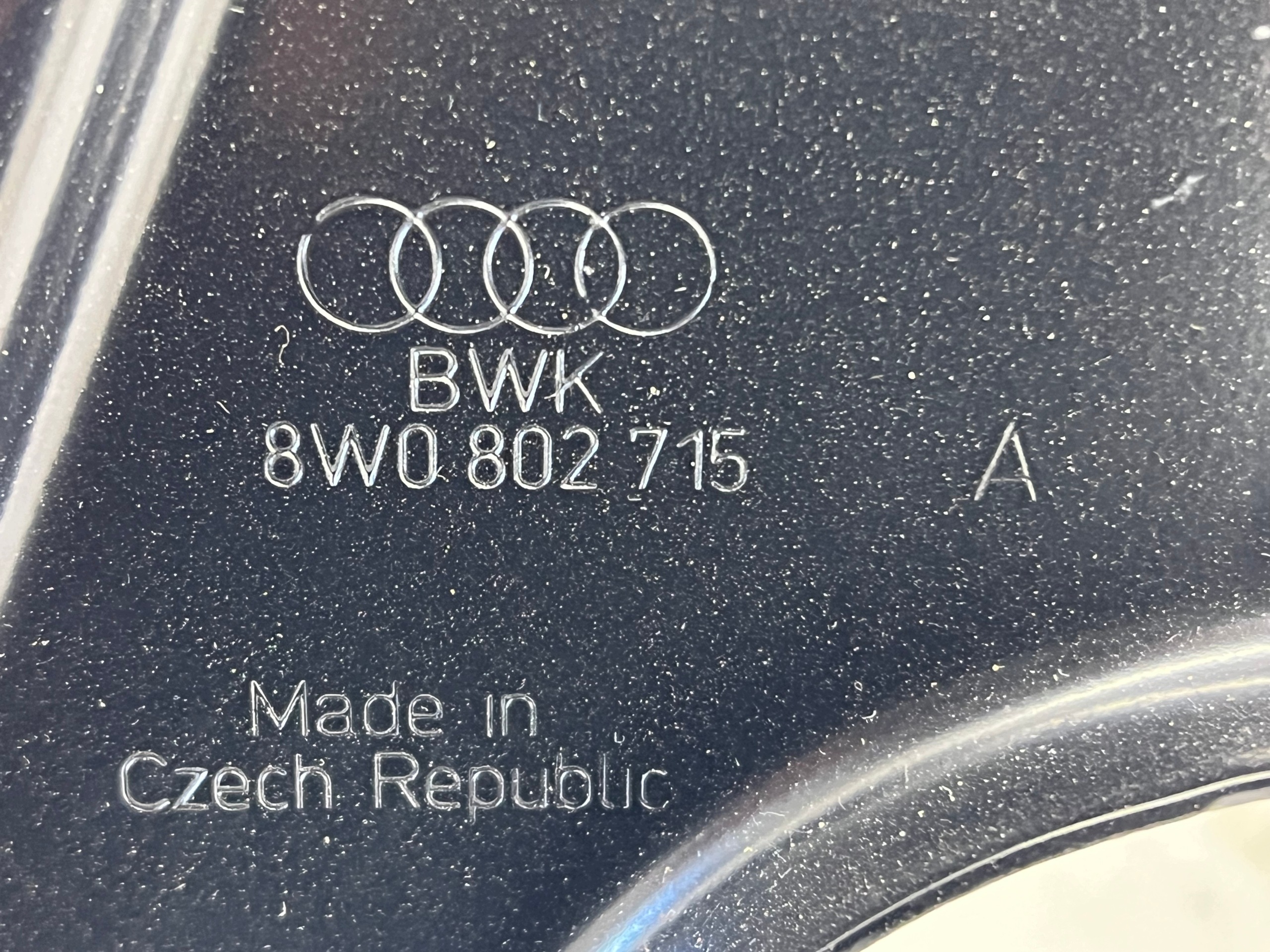 Support roue de secours Audi A4 B9 8W0802715A image 3