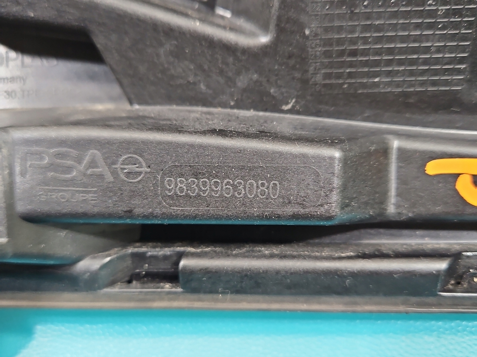 OPEL ASTRA VI L Bagage Droit Garniture image 7