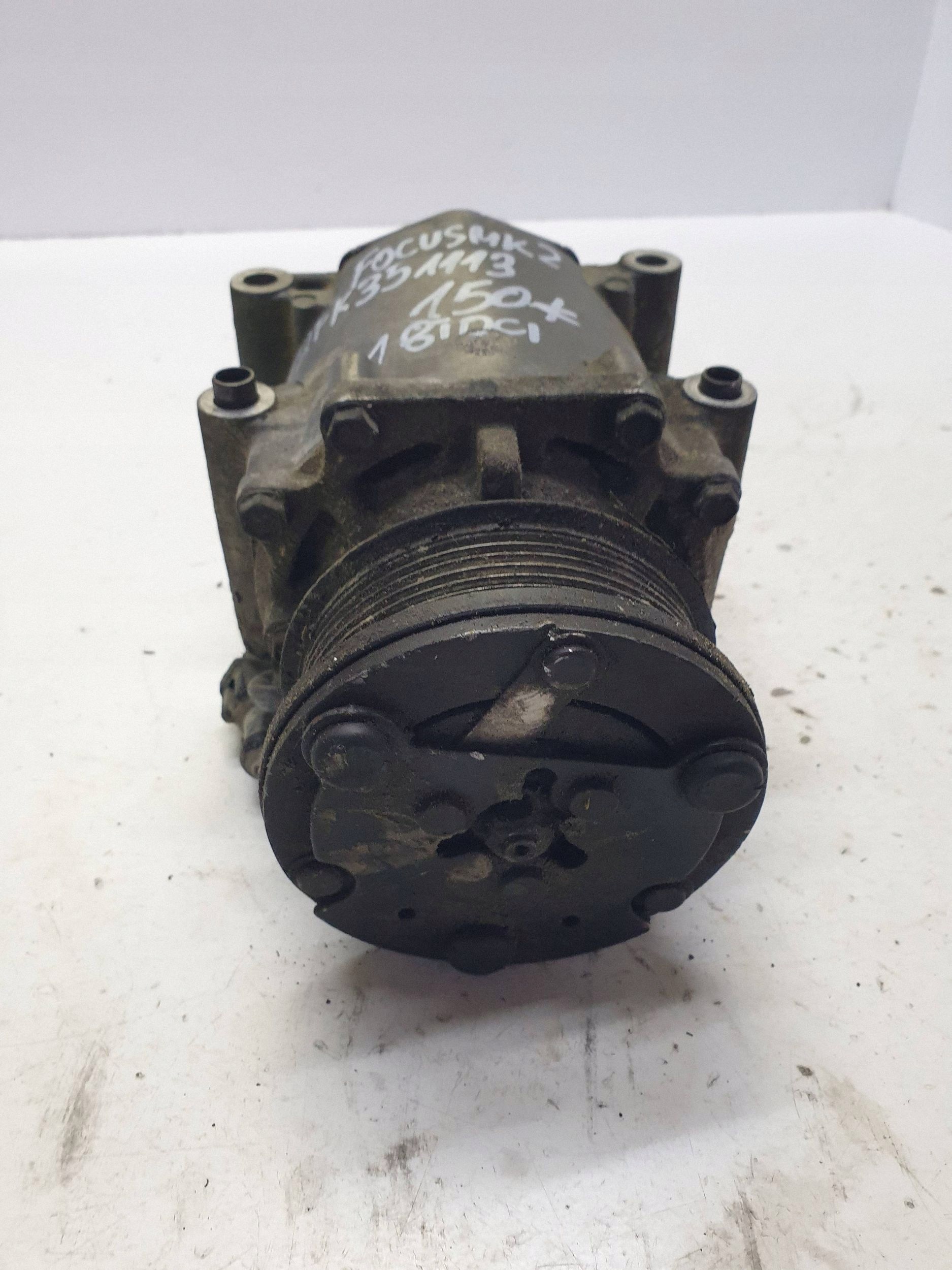 Compresseur Climatisation Ford Mondeo Mk III 2003 8FK351113 image 3