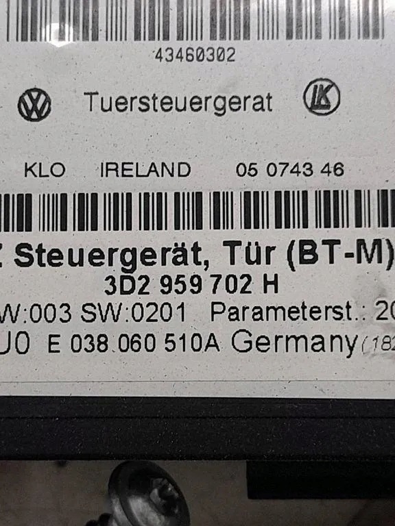 VW Touareg I Fensterhebermotor vorne 05074346