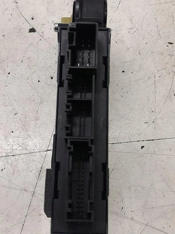 VW Touareg I Fensterhebermotor vorne 05074346 image 4