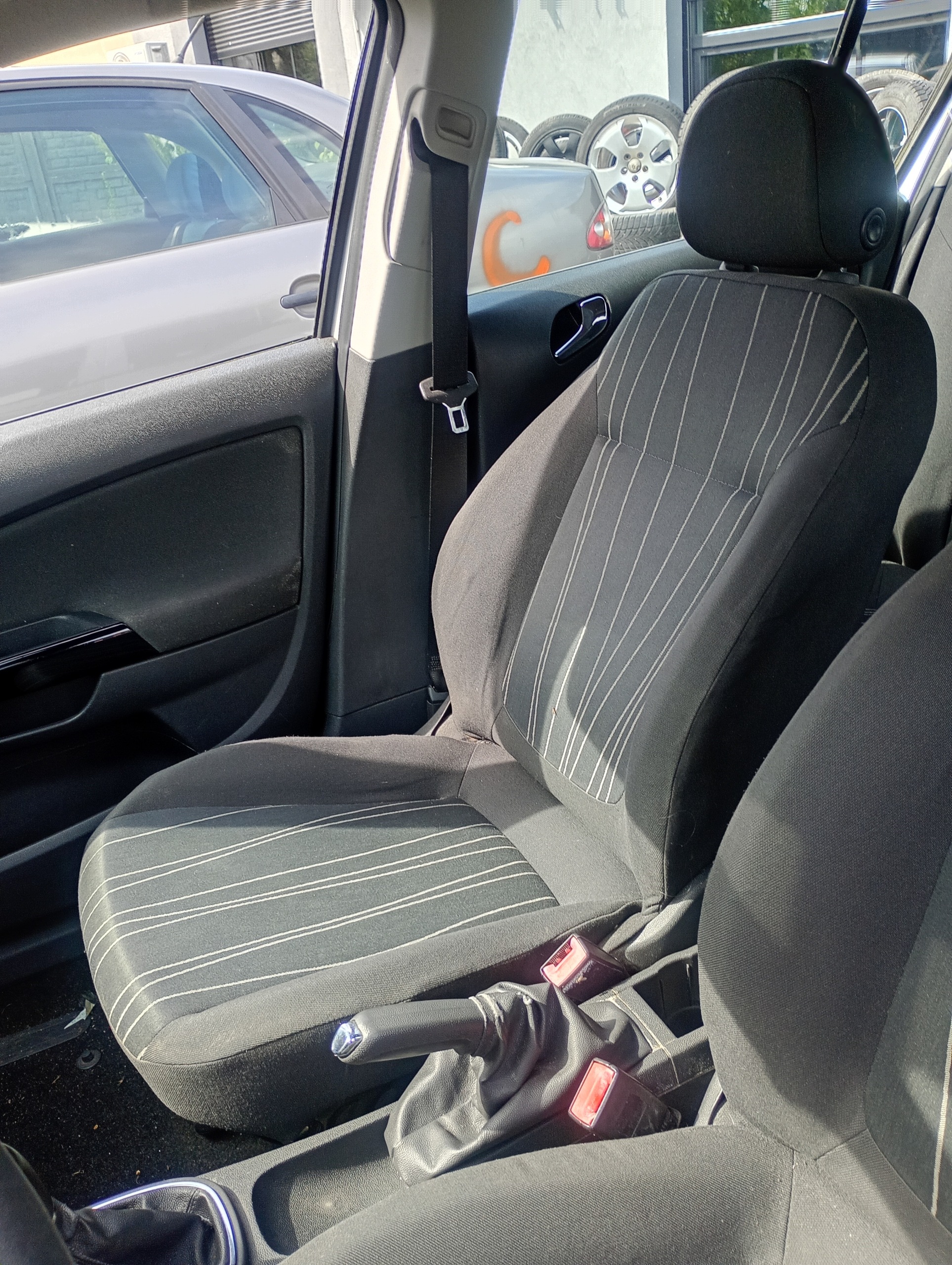 Asiento pasajero Opel Corsa D 06-14 usado image 2