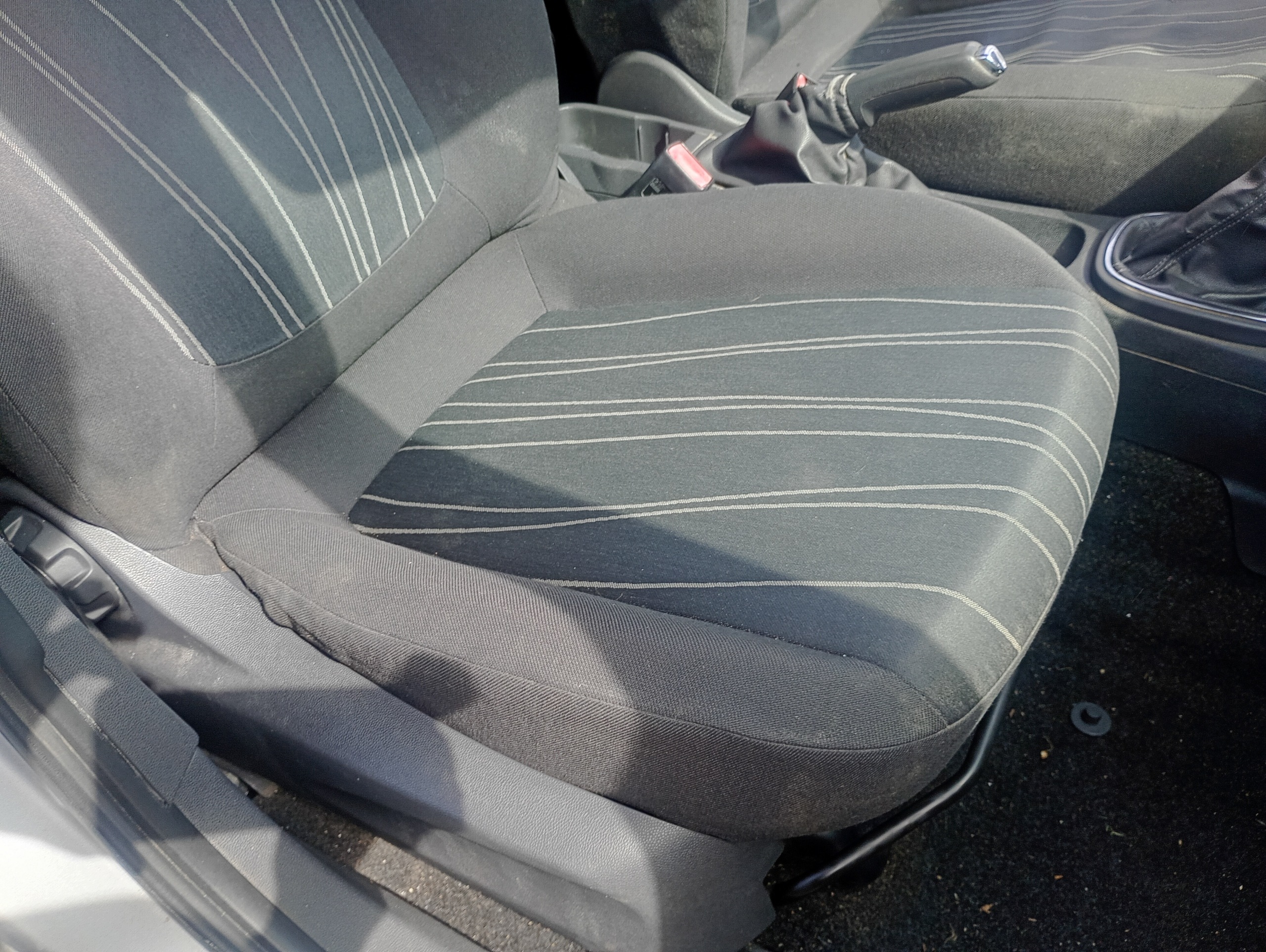 Asiento pasajero Opel Corsa D 06-14 usado image 3