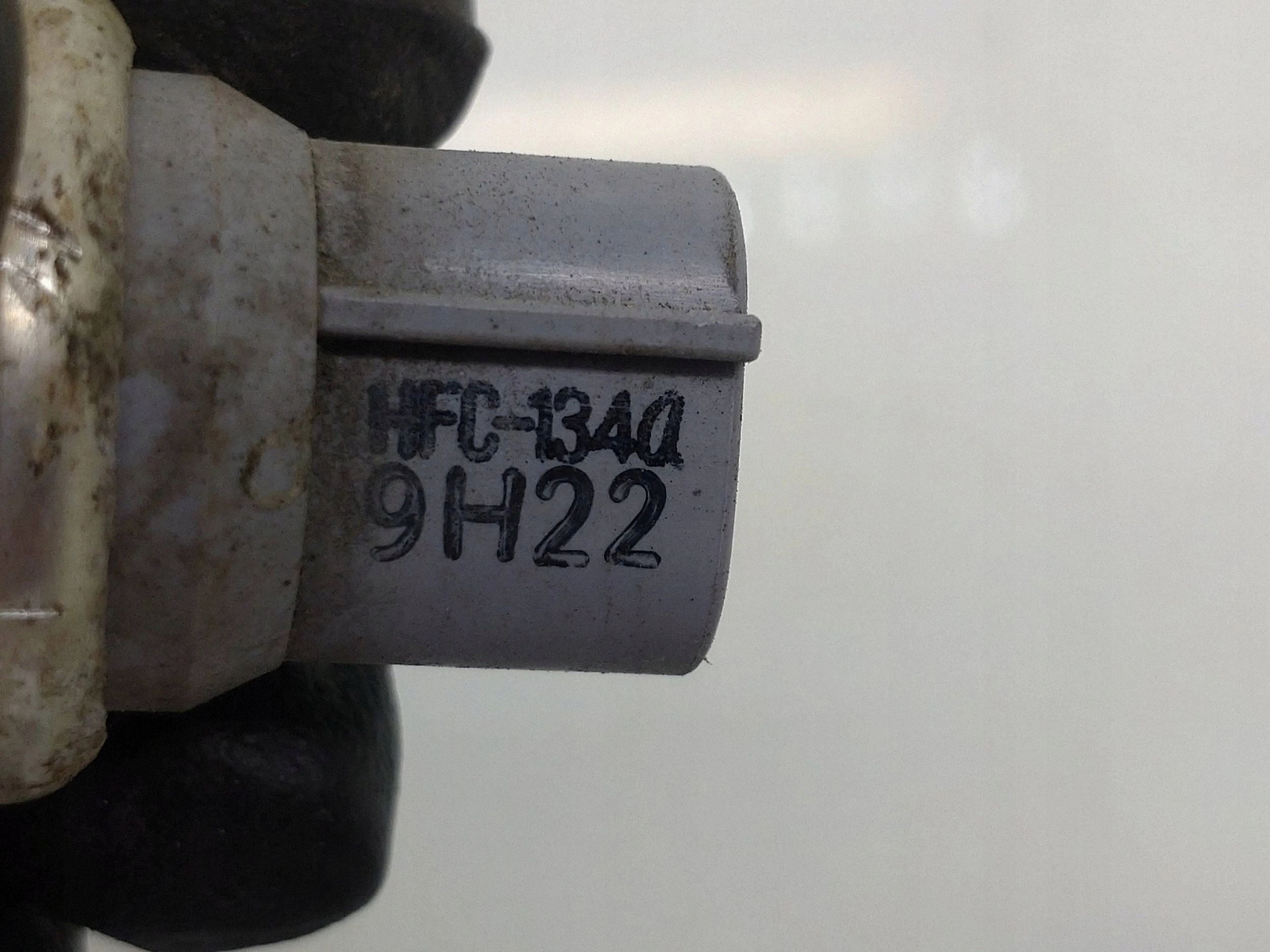 Toyota Aygo AB10 Öldrucksensor Hfc134q image 4