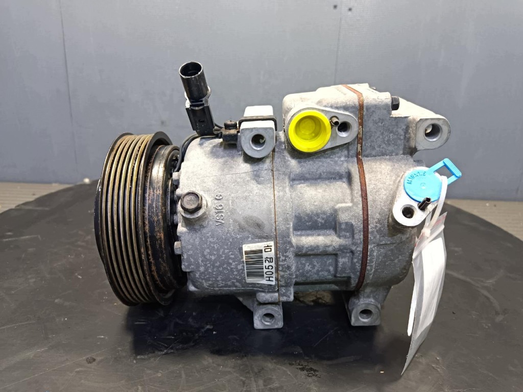 Hyundai i30 1.4 Airconditioningcompressor W-31786- image 3
