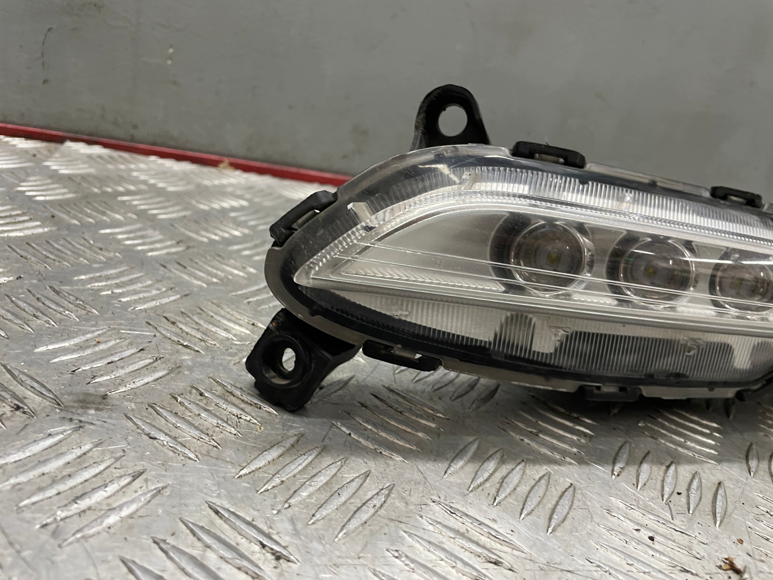 Farol DRL Esquerdo Hyundai Tucson III 15- OEM 8675465346 image 4