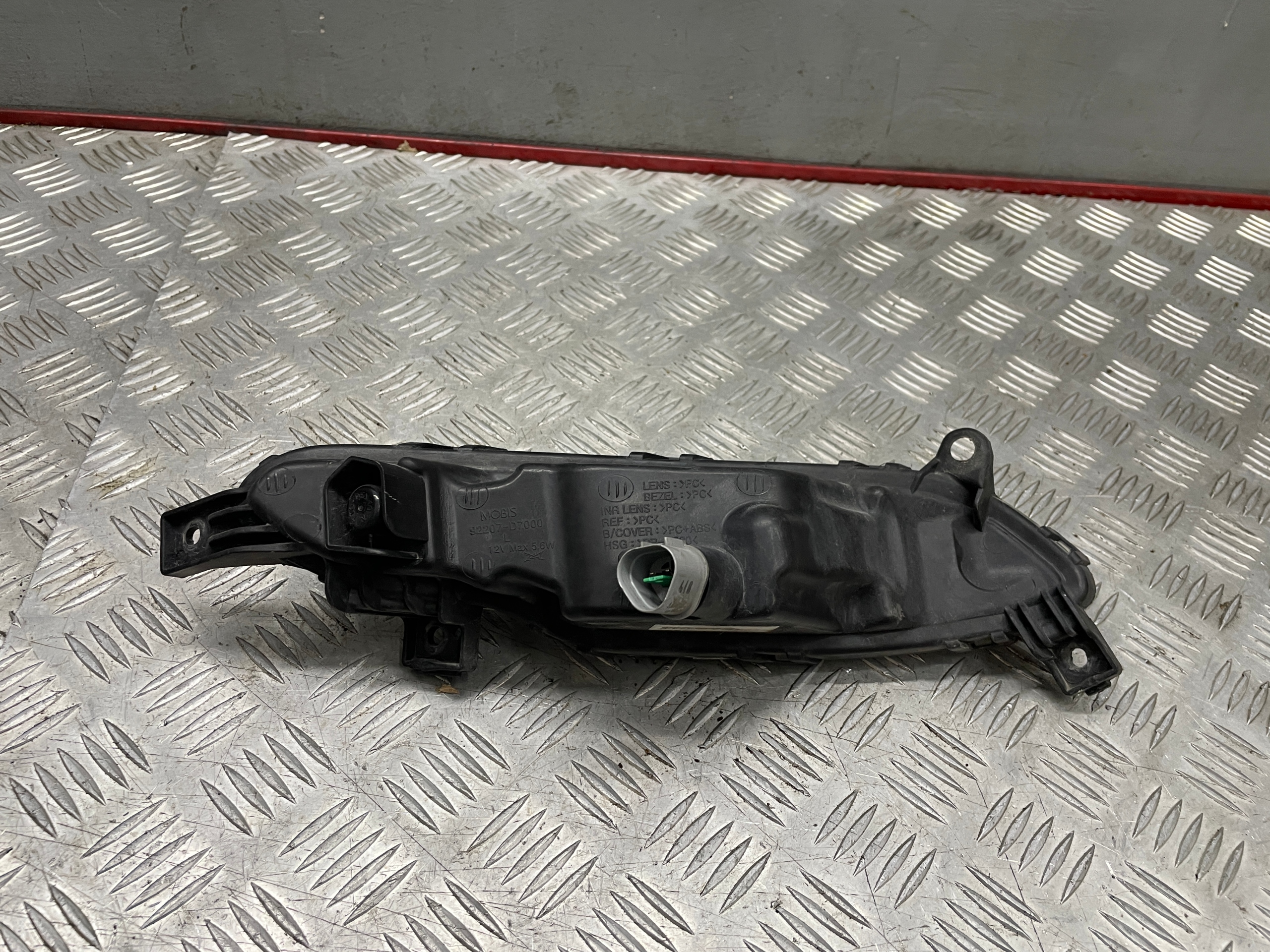 Farol DRL Esquerdo Hyundai Tucson III 15- OEM 8675465346 image 5