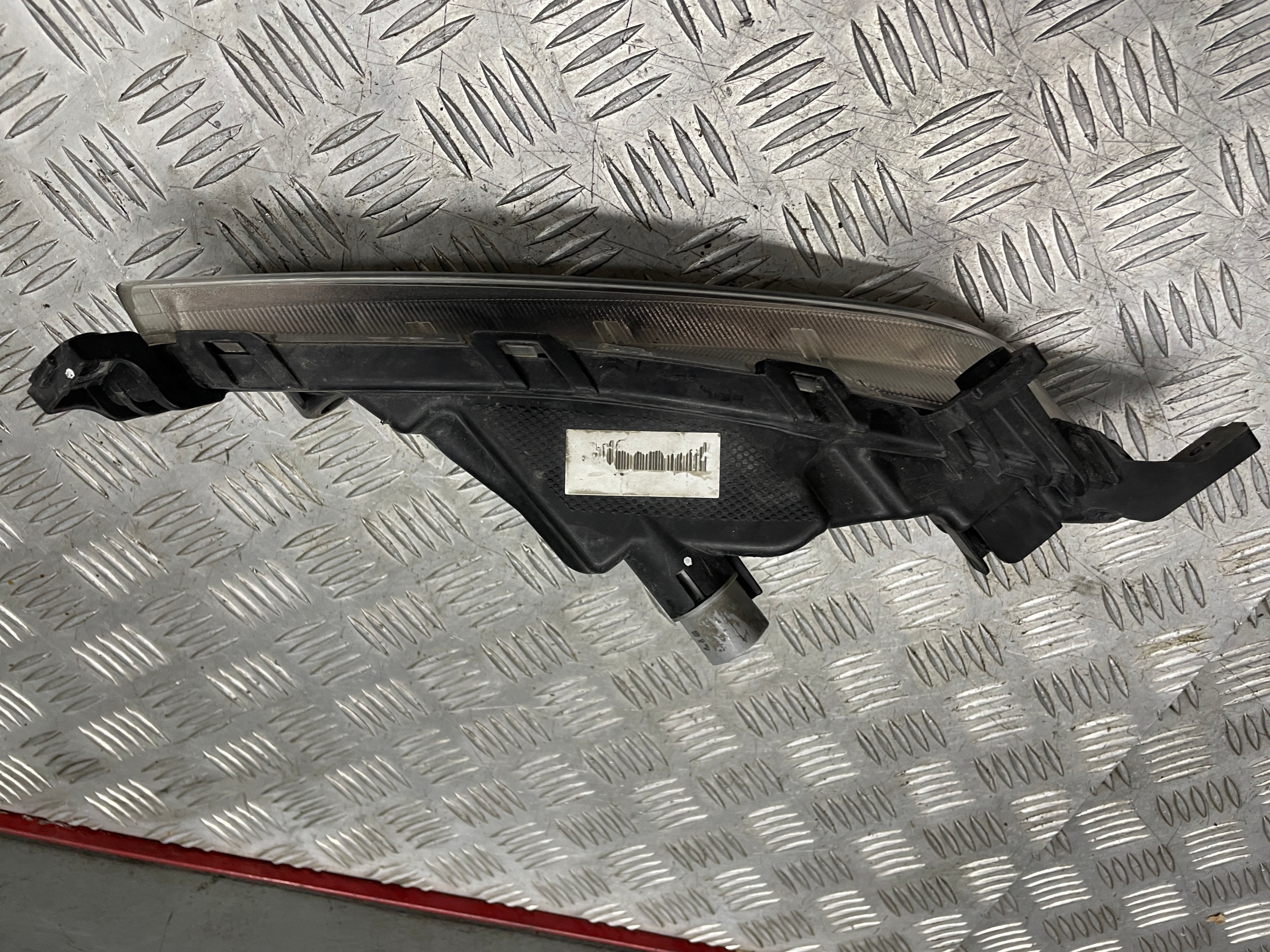 Farol DRL Esquerdo Hyundai Tucson III 15- OEM 8675465346 image 8