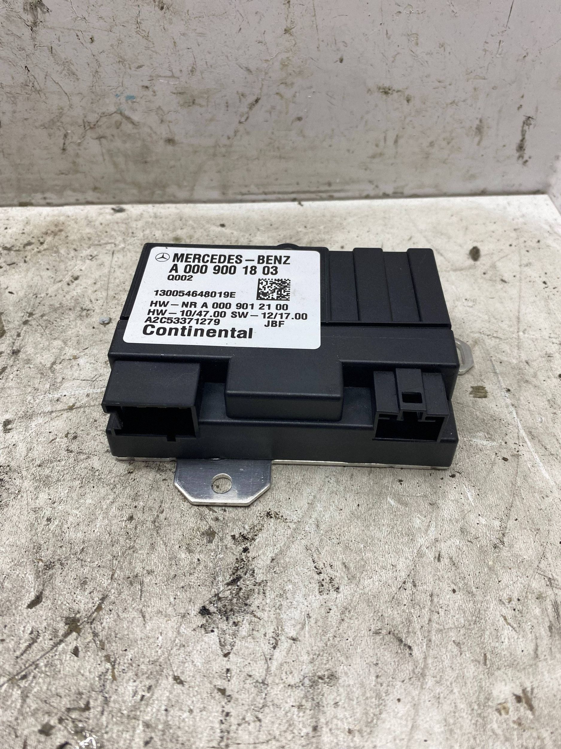 Module Pompe à Carburant Mercedes B W246 1.8 CDI A0009001803WX image 2