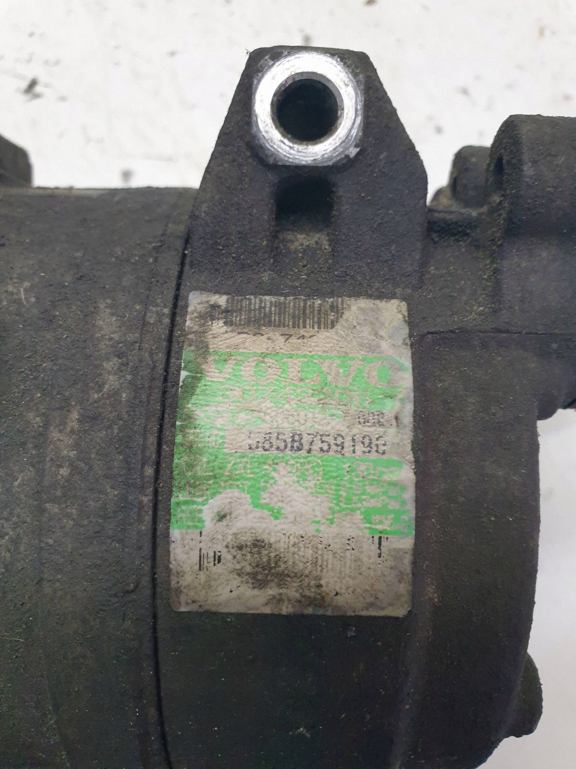 A/C Compressor Volvo V70 II 2.4 Diesel TRZ5171 image 7