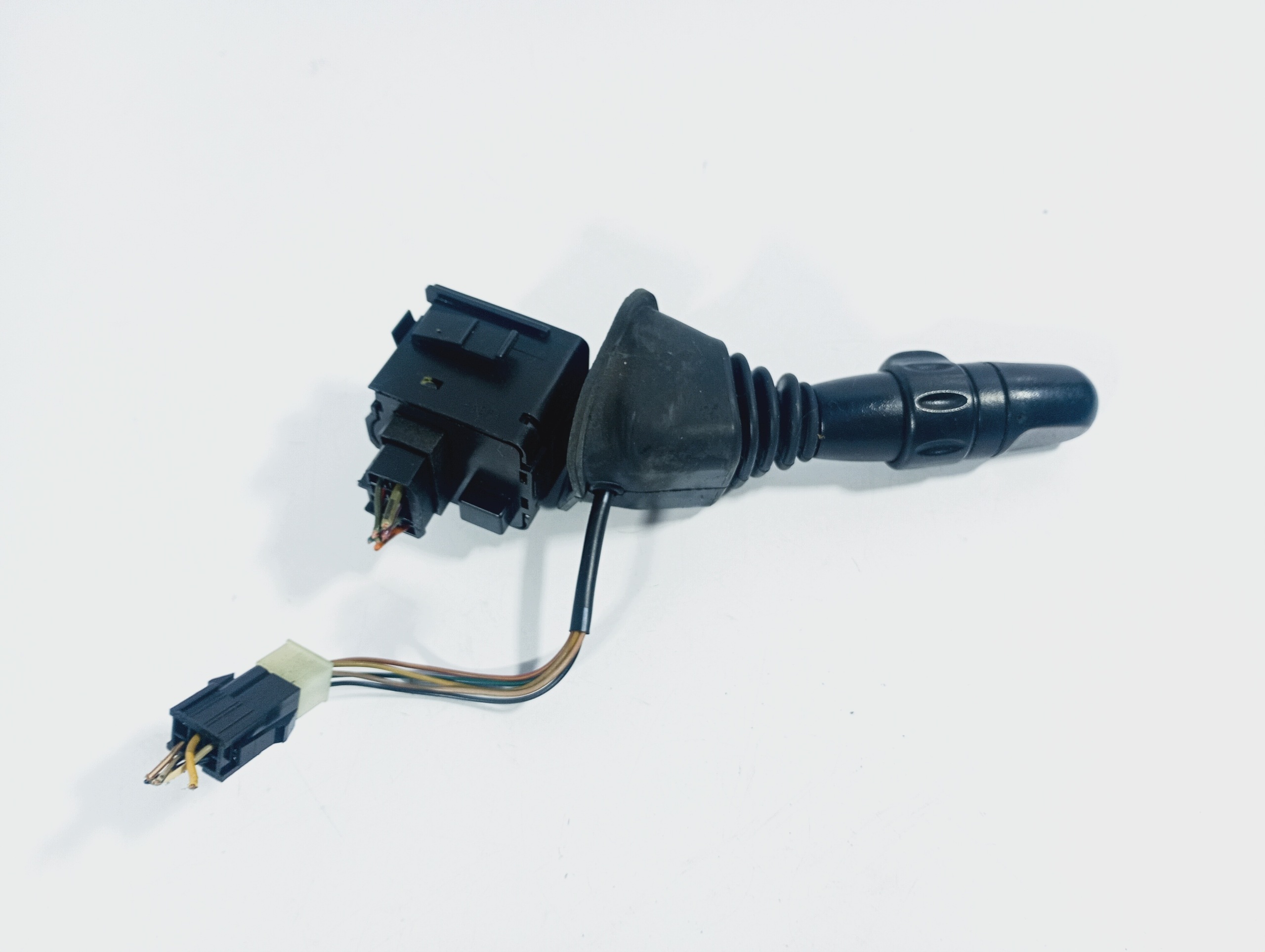 Interruptor Maneta Direccionales Chevrolet Lacetti 03-05 image 4