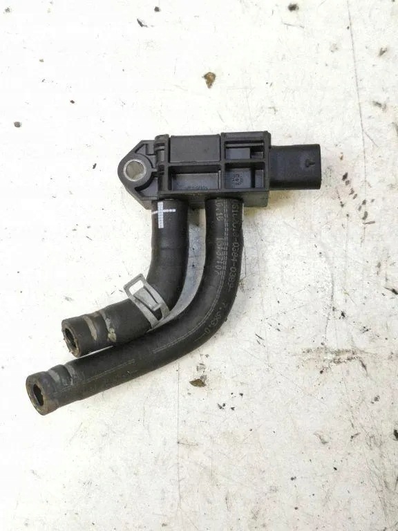 Capteur pression DPF Audi A3 8VS/8VM 2.0 TDI 04L906051F image 2
