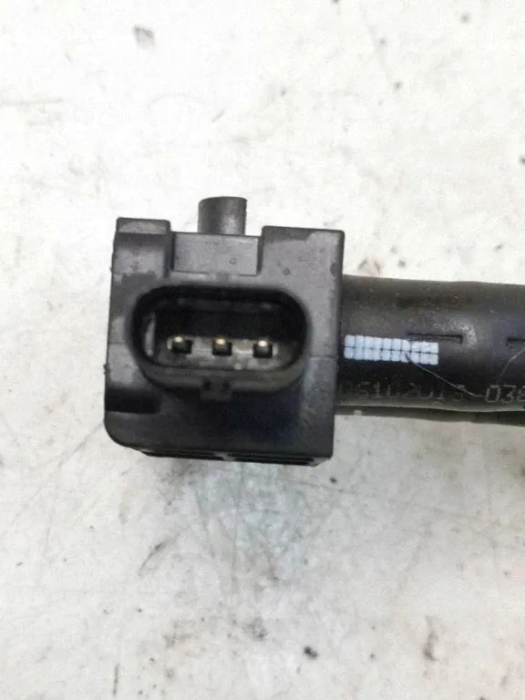 Capteur pression DPF Audi A3 8VS/8VM 2.0 TDI 04L906051F image 3
