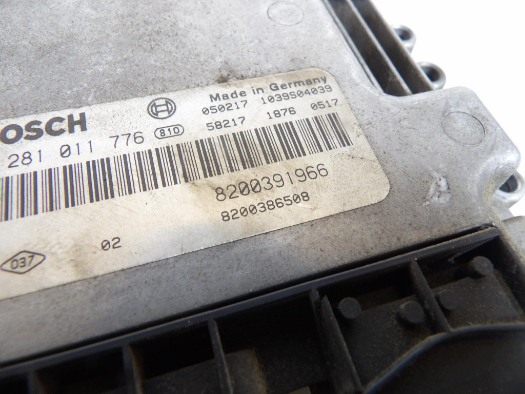 Renault Megane Scenic II 1.9DCI Controlador Motor 8200391966 image 3