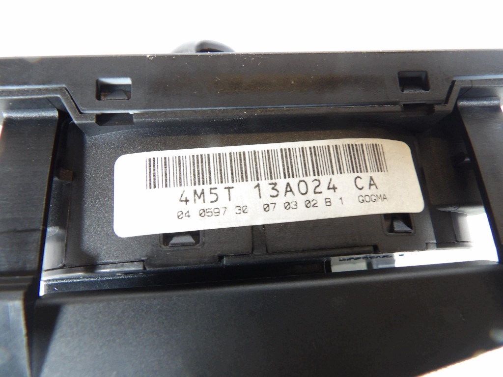 FORD FOCUS MK1 Commutateur de feux 4M5T13A024CA image 3