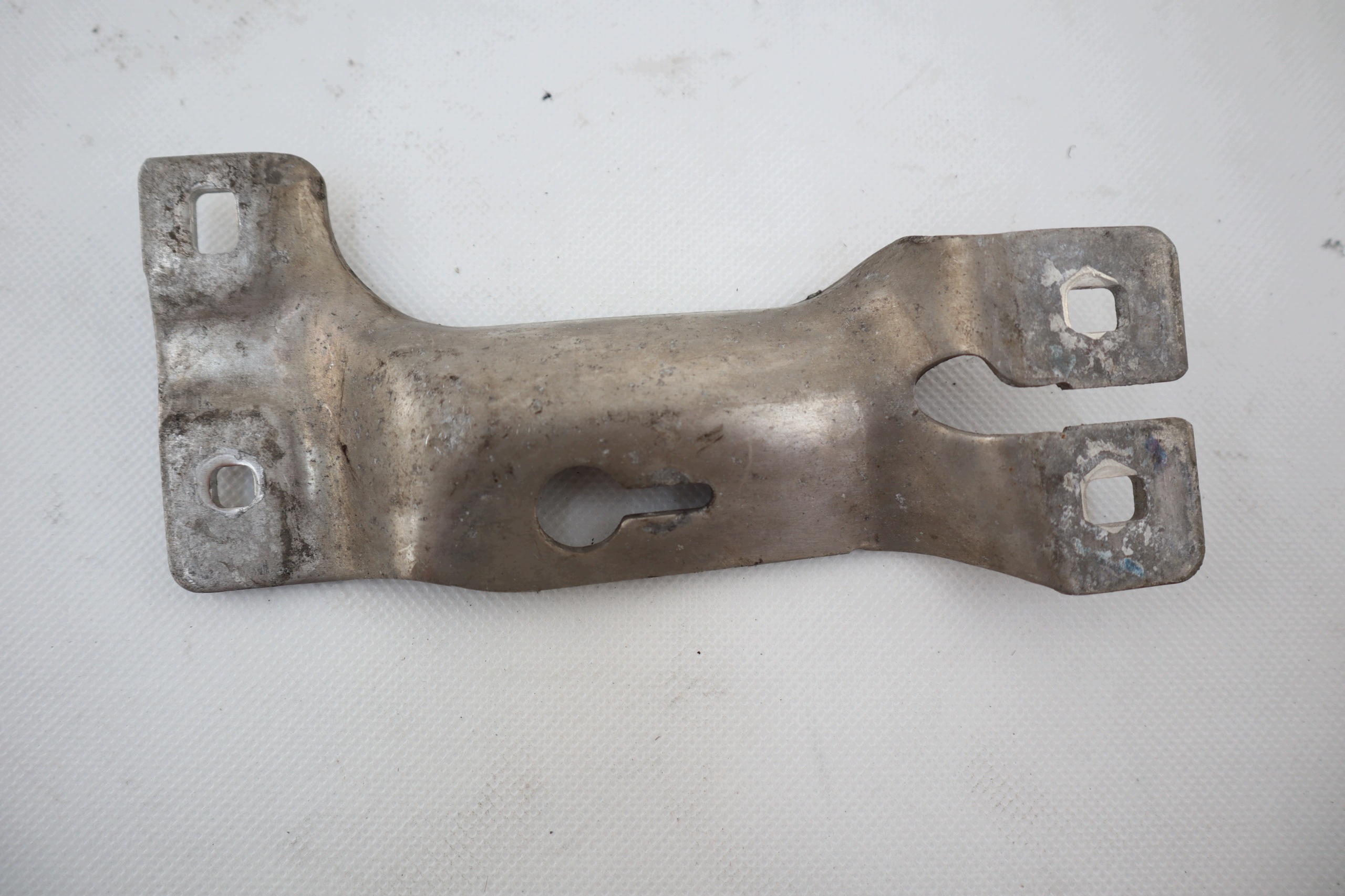BMW 5 G30 7 G11 6 G32 Halter Träger unten links image 3