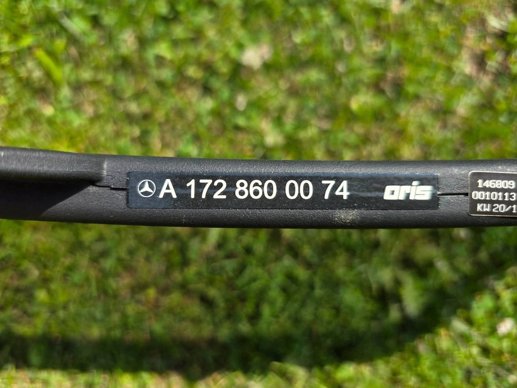 MERCEDES W172 R172 Windschott 1728600074 image 9
