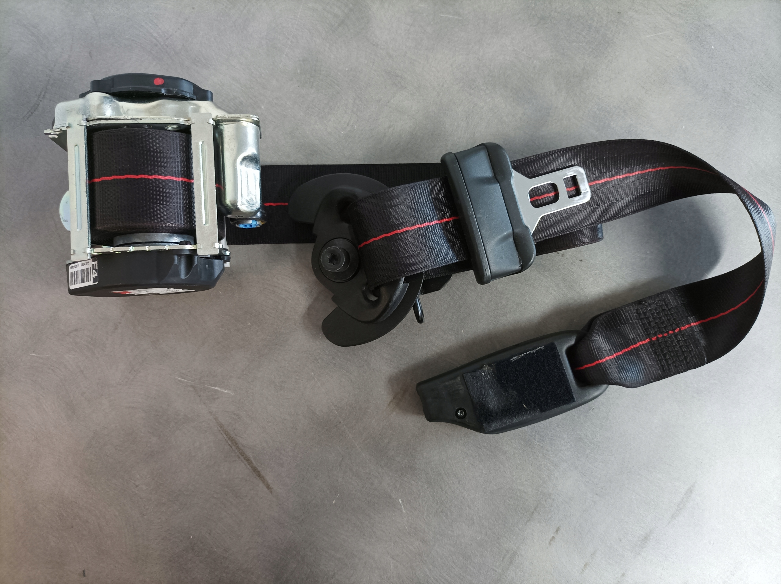 Turvavyö oikea etu Renault Megane IV 16- image 6