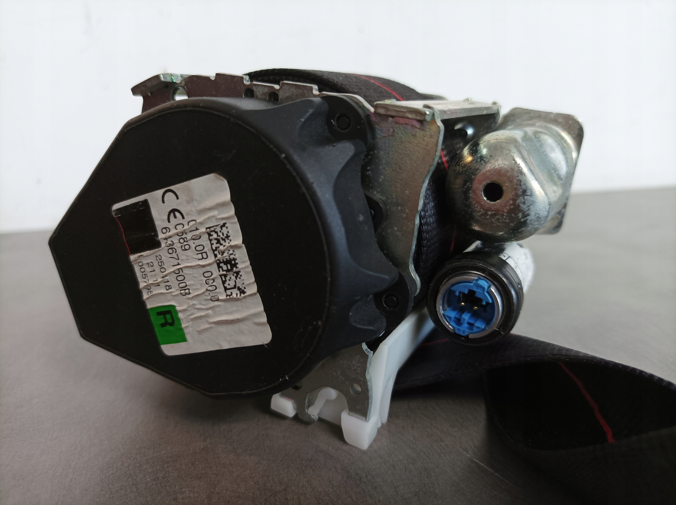 Turvavyö oikea etu Renault Megane IV 16- image 8