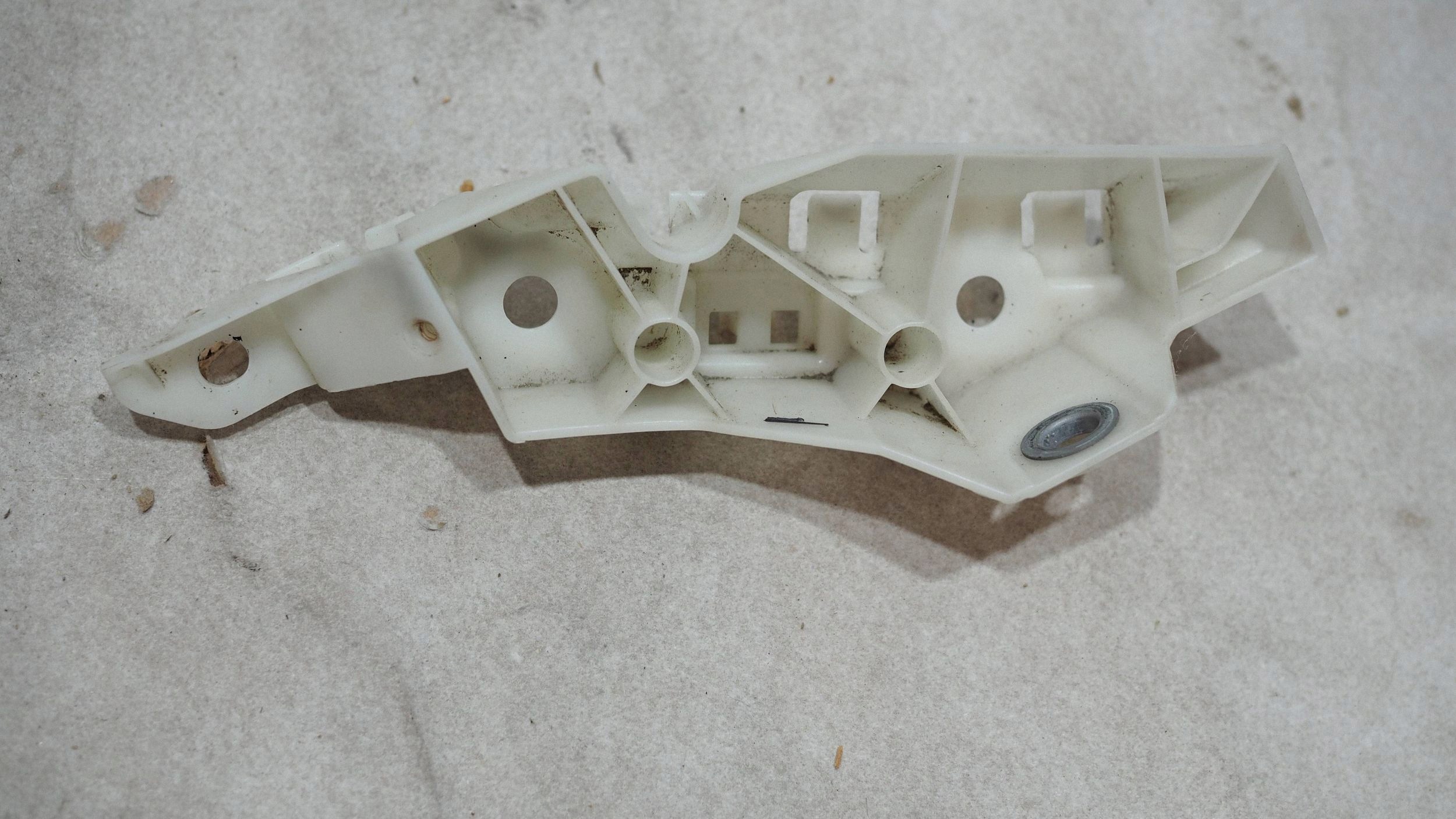 Used Front Bumper Slide Mount Right VW Golf VII 5G 16- OEM 5G0807050B