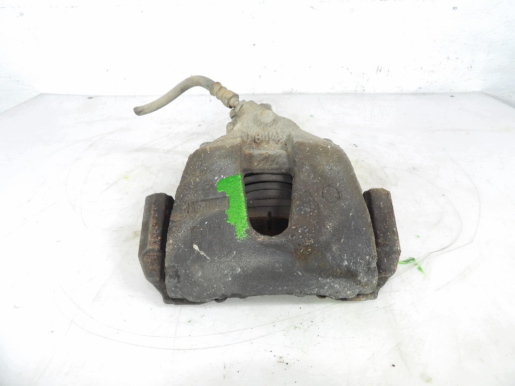 Mazda 3 BL 1.6B Framokaliper höger D-73007- image 2