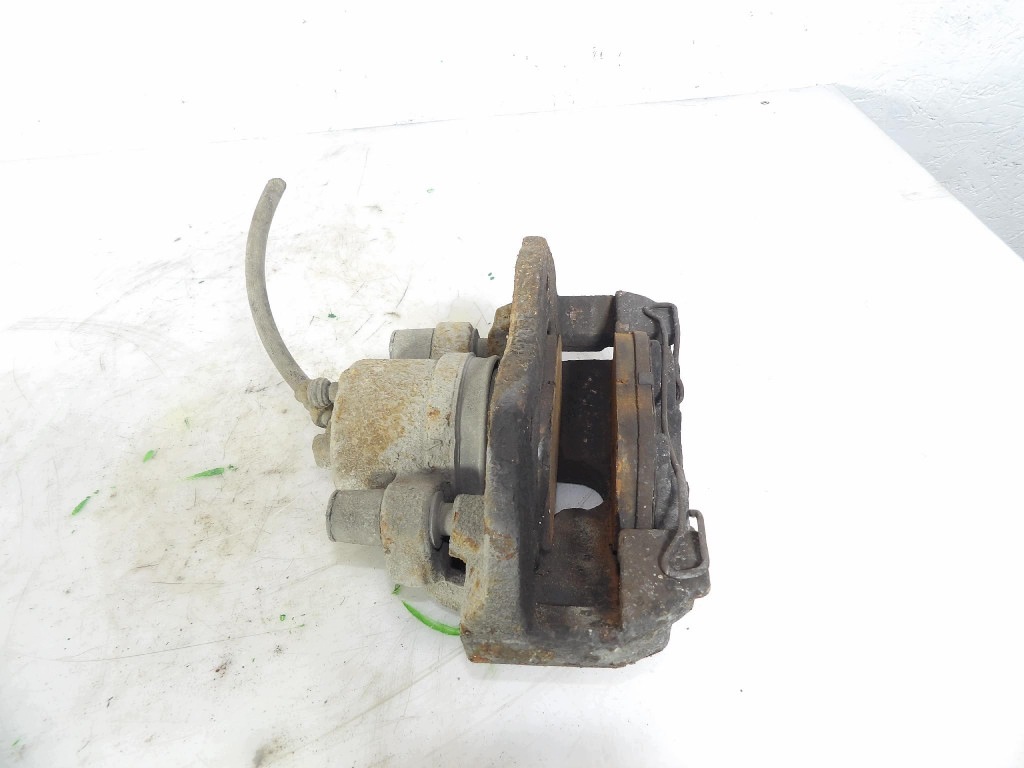 Mazda 3 BL 1.6B remklauw voor rechts D-73007-
