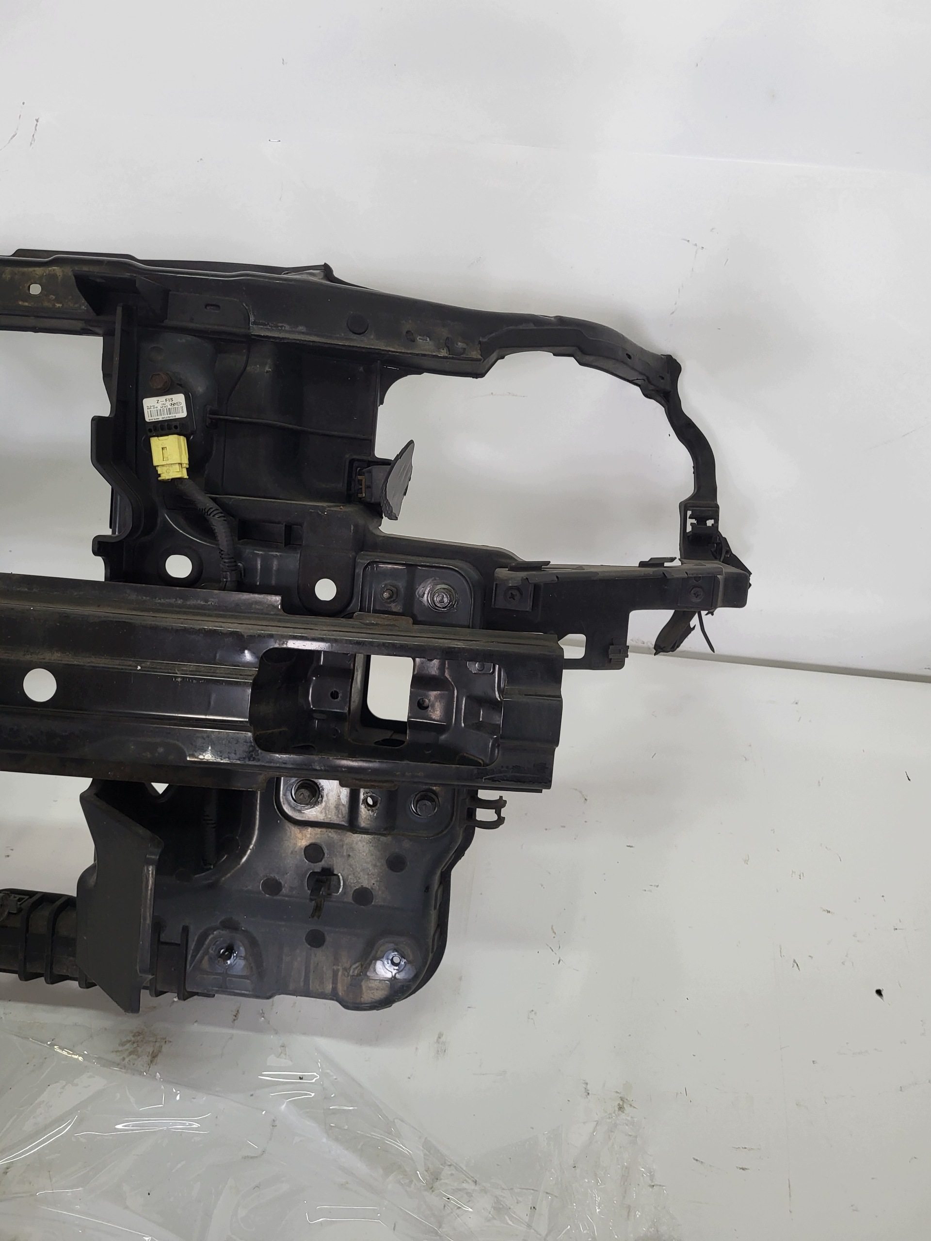 Hyundai i30 Frontverstärkung 64101-2R000 OEM image 3