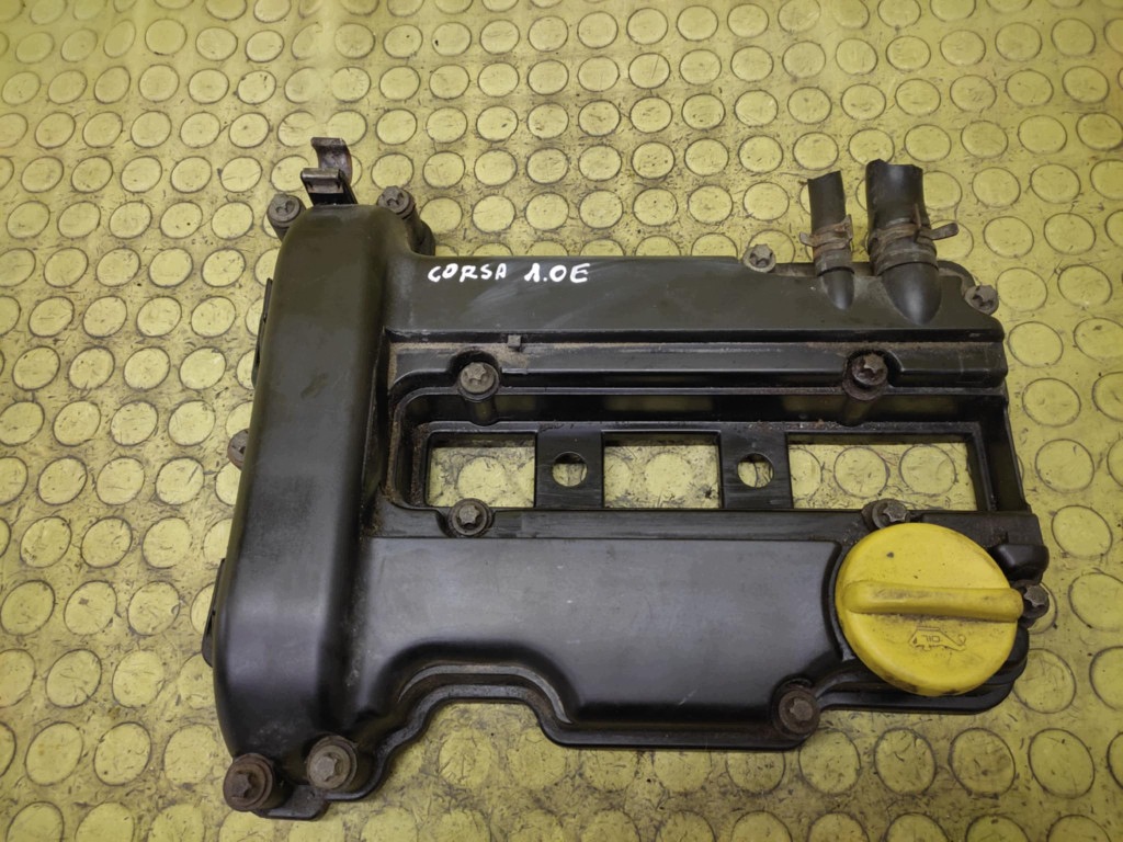 Opel Corsa C 1.0 Venttiilikopan kansi 24403771