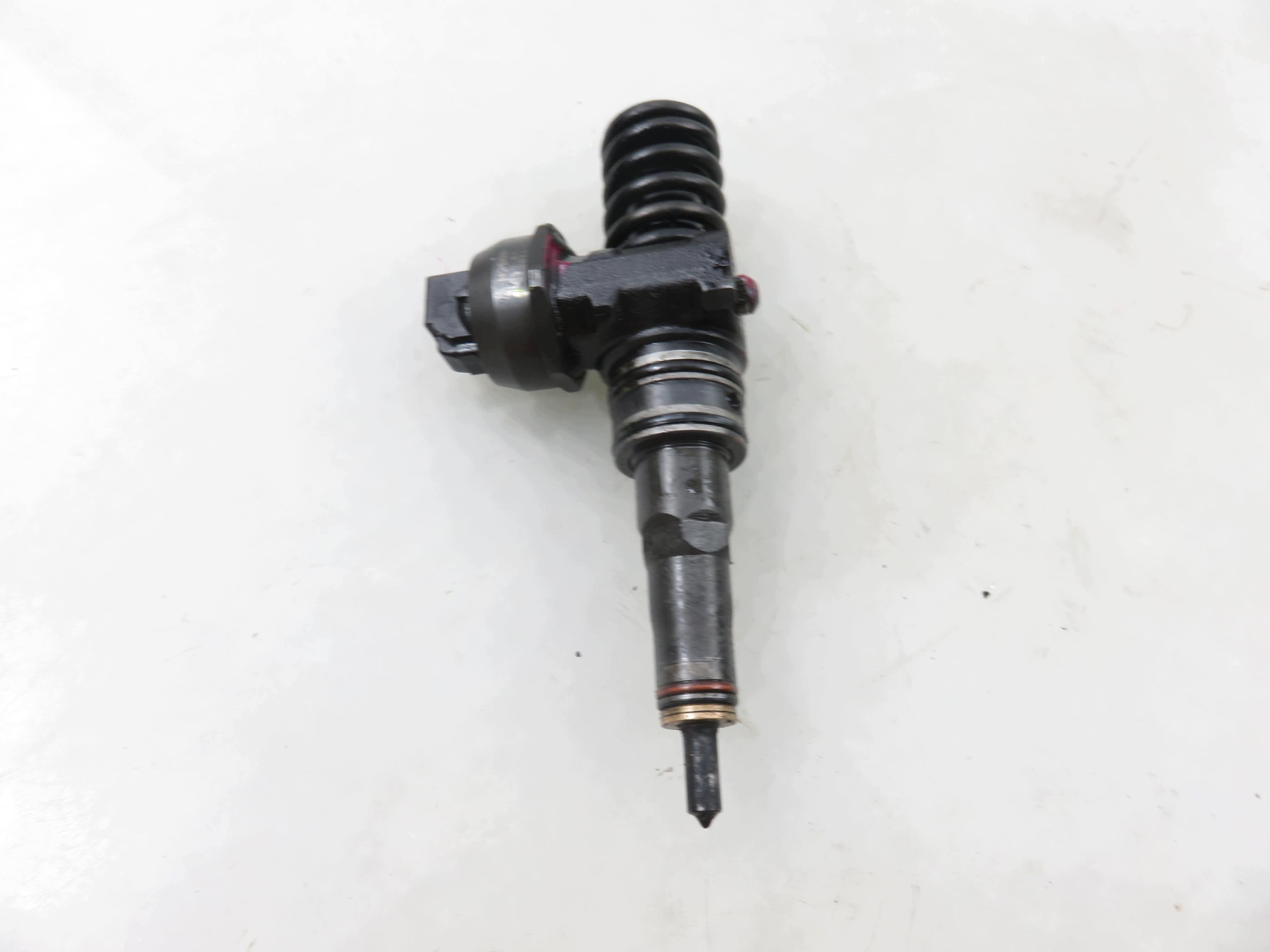 Fuel Injector Pump VW Golf V 1.9 TDI OEM 038130073AG