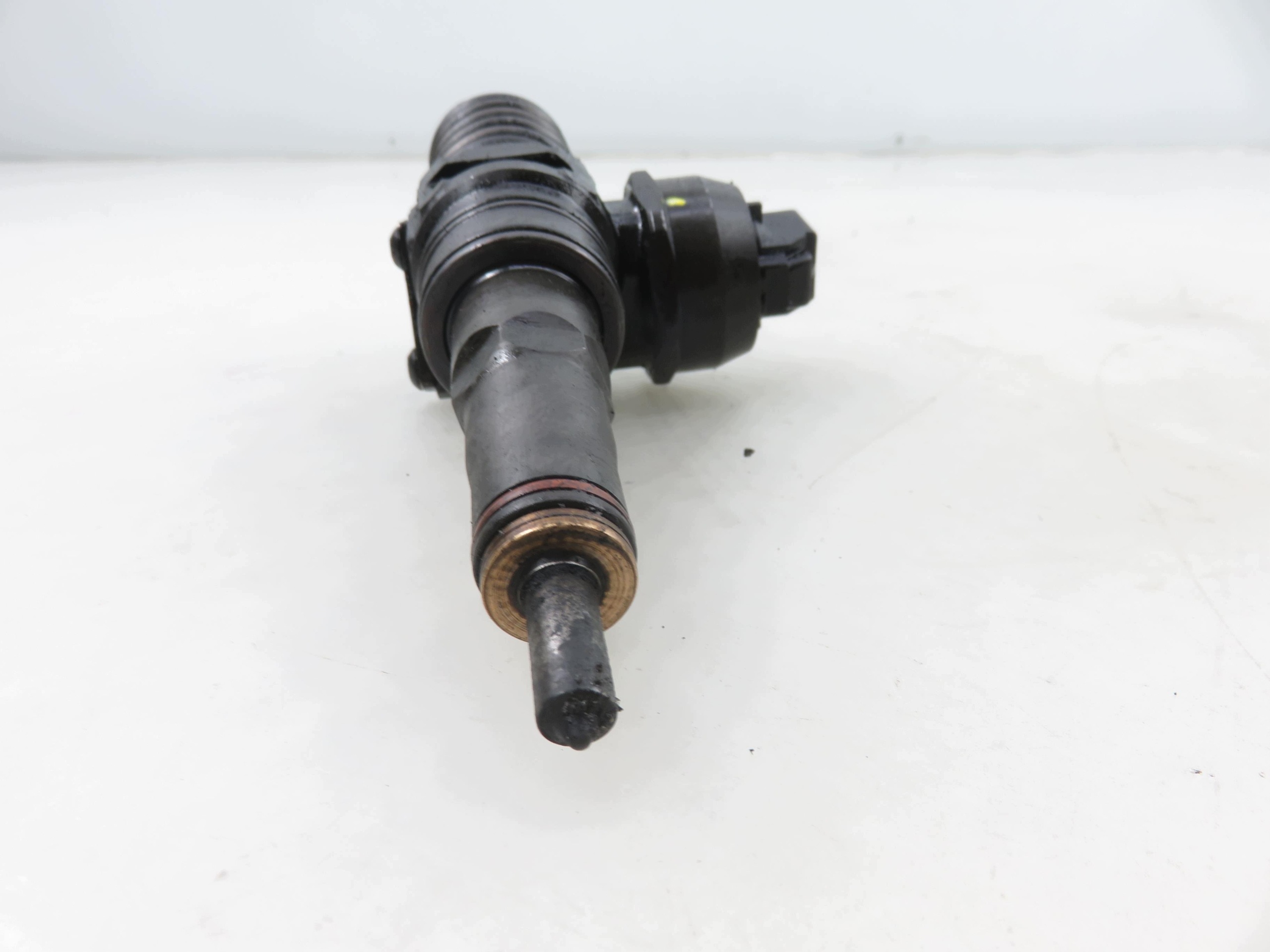 Fuel Injector VW Golf V 1.9 TDI OEM 038130073AG