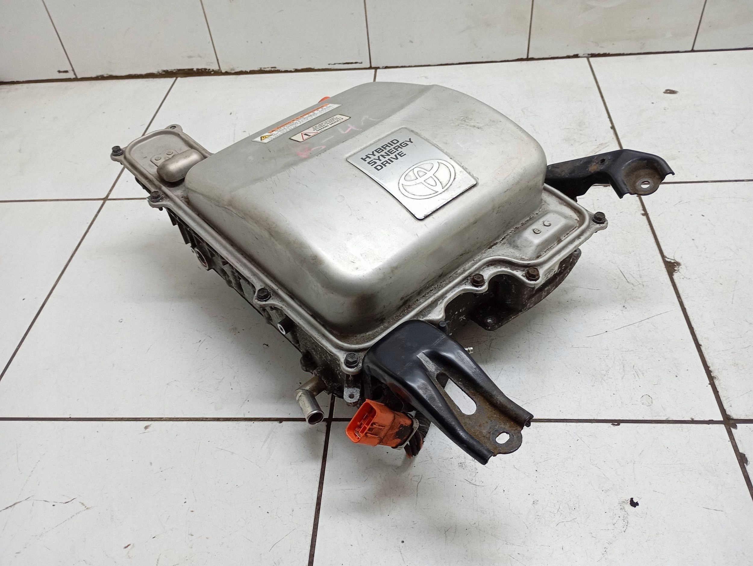 Växelriktare Toyota Prius II G9200-47121 1.5 16V image 7