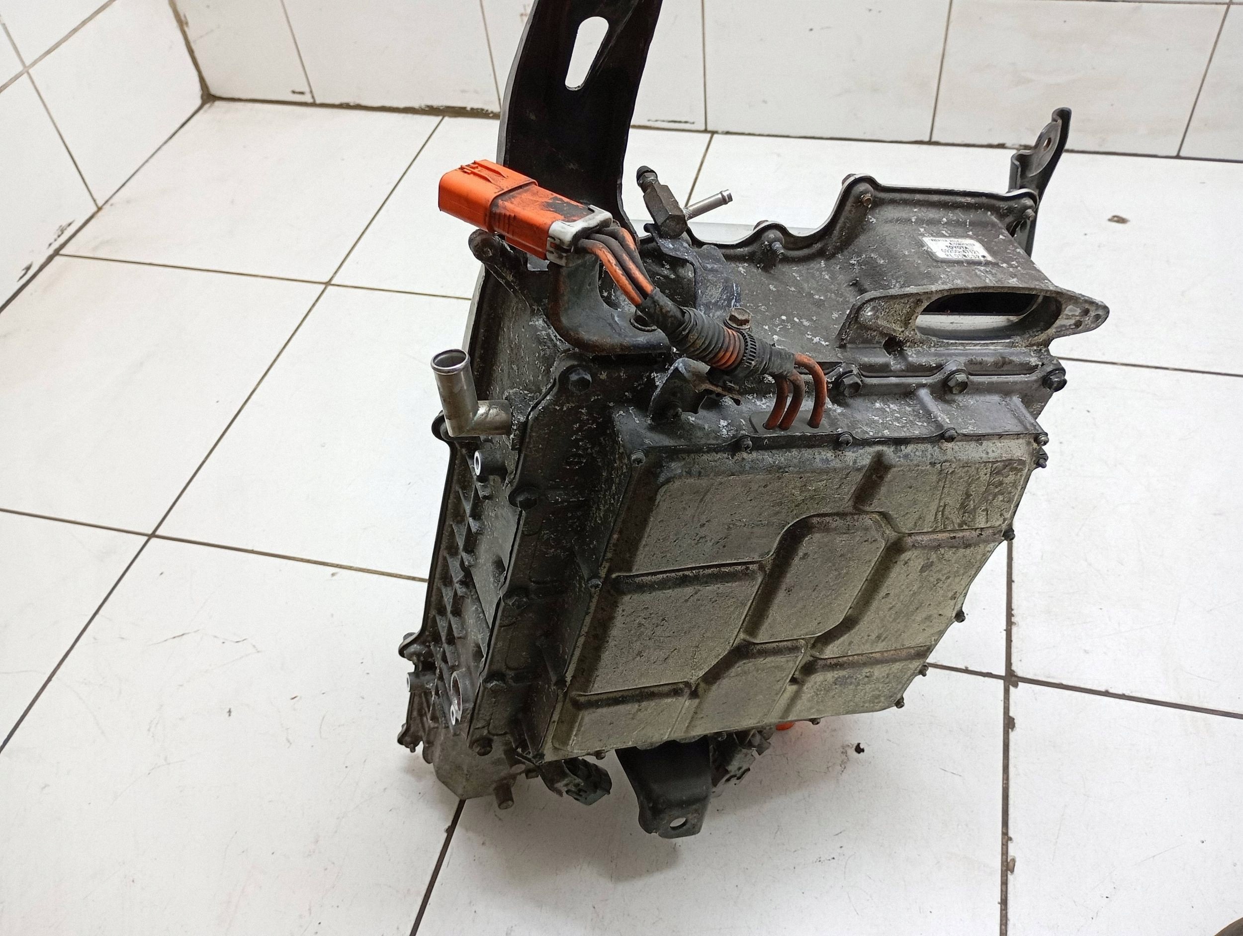 Växelriktare Toyota Prius II G9200-47121 1.5 16V image 9