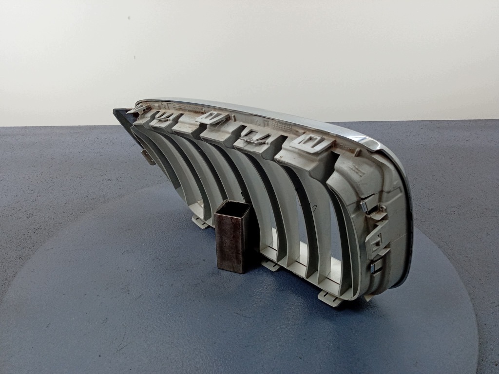 BMW X3 F25 Grill Nerk Vänster A-803108-7237421 image 4