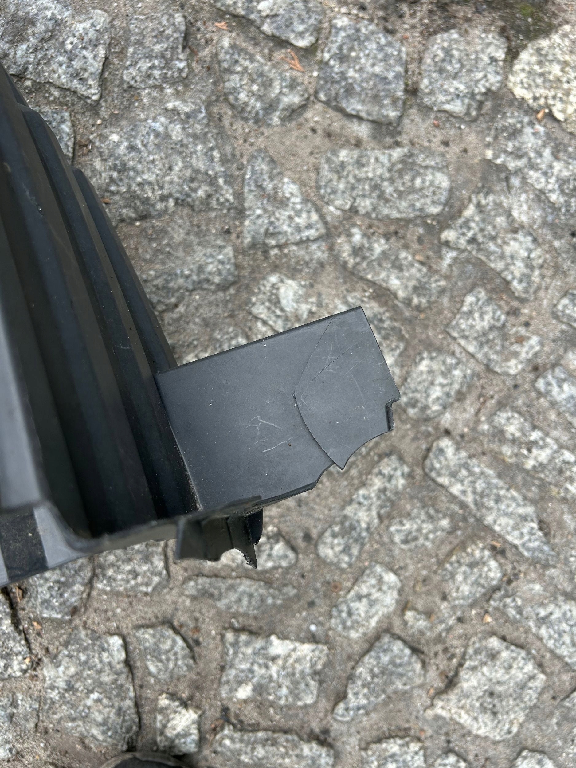 Voorste wielkast rechts Toyota Aygo II 2012 image 3