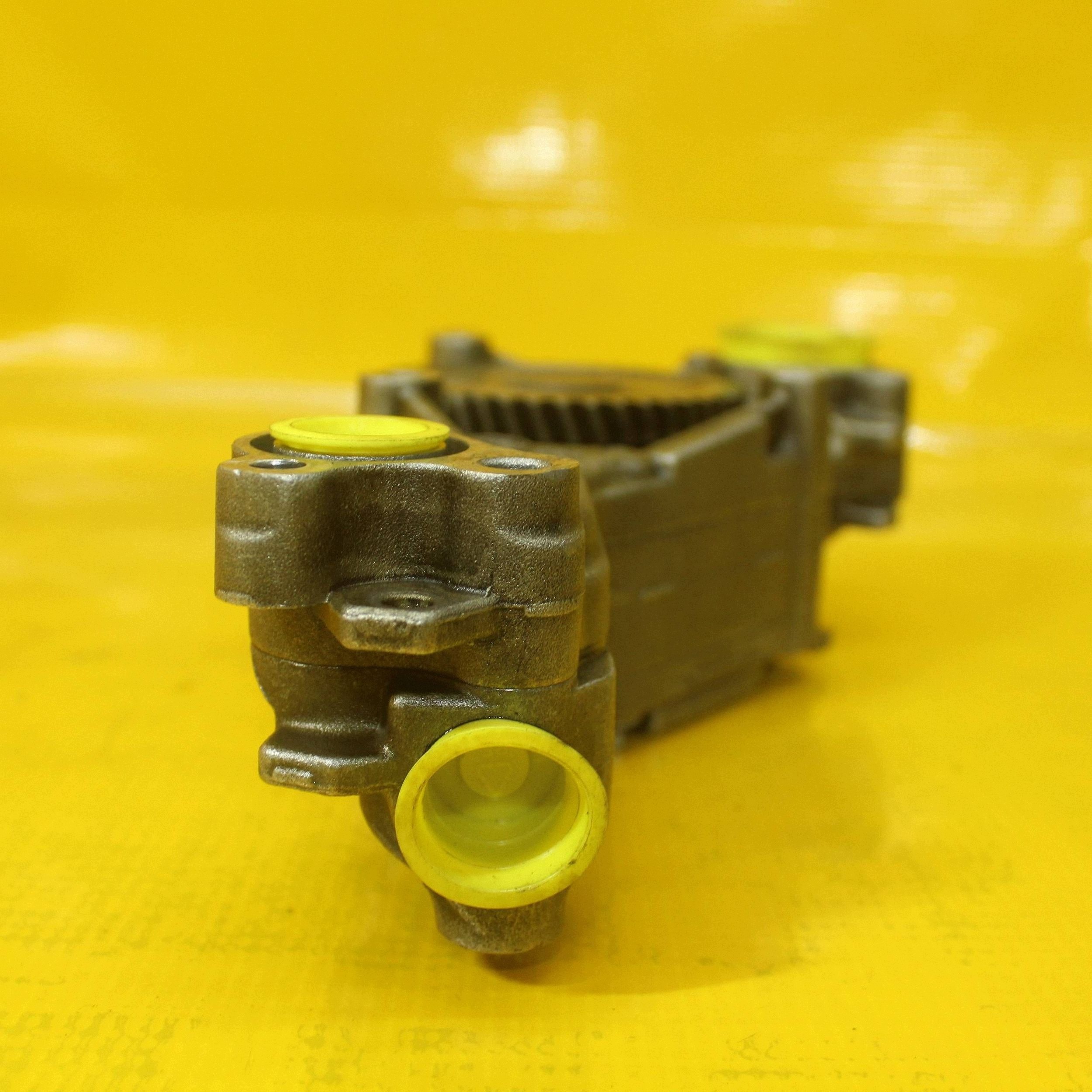 Oljepump 15E9056 Jeep Grand Cherokee WK2 image 9
