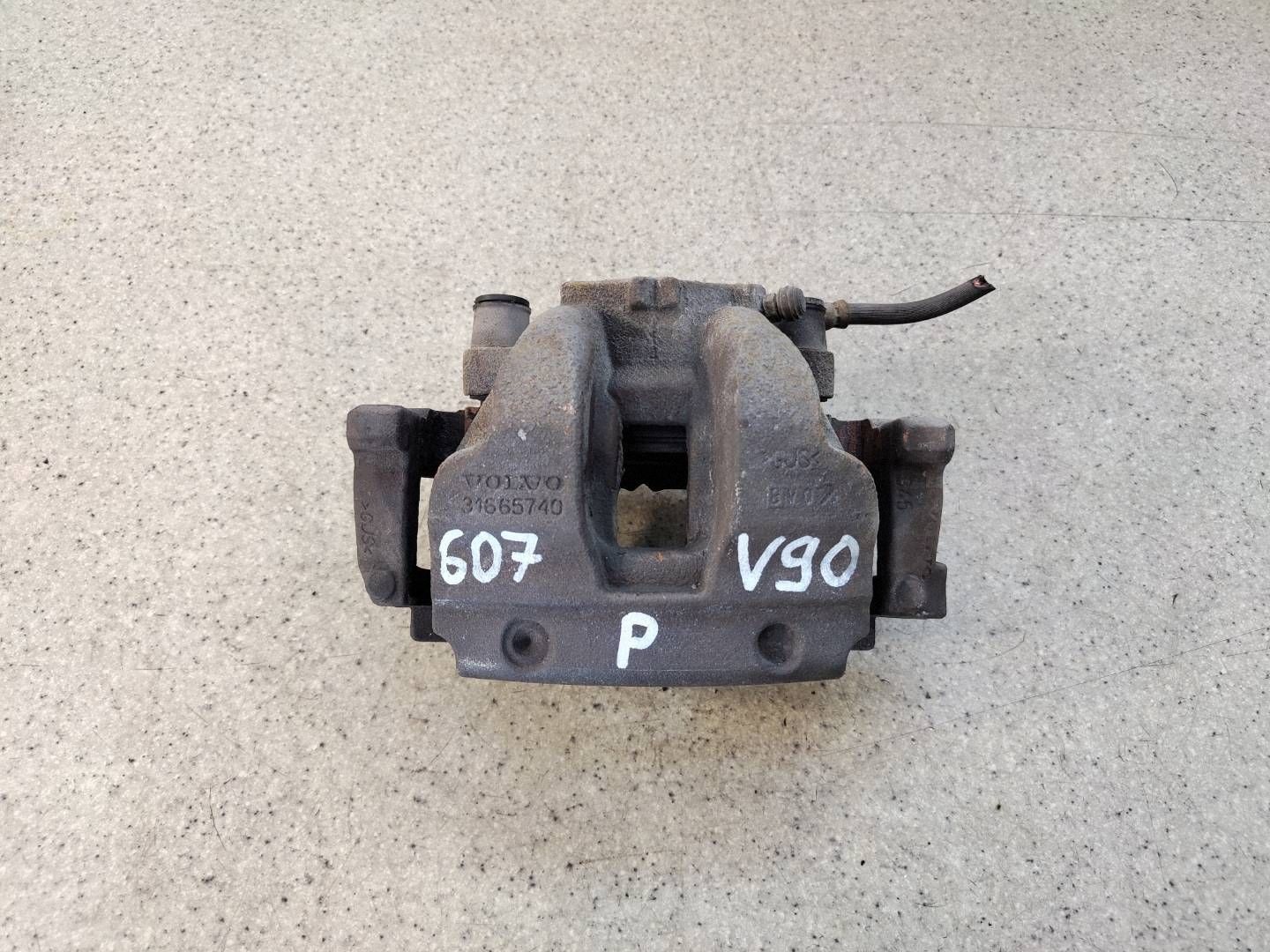 Bremszange rechts vorne 31665740 Volvo V90 2.0 Diesel image 2