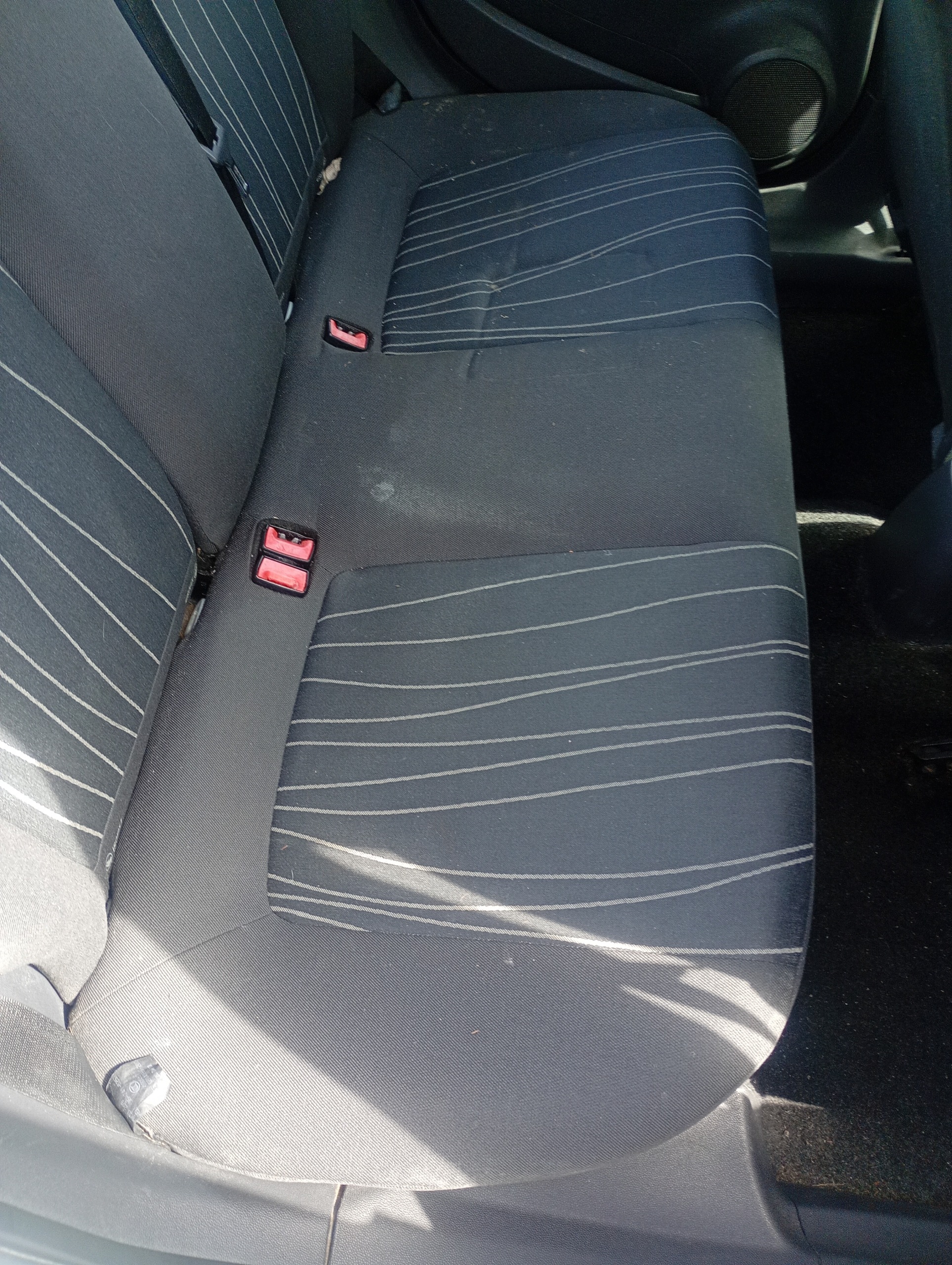 Asiento trasero Opel Corsa D 06-14 usado image 4