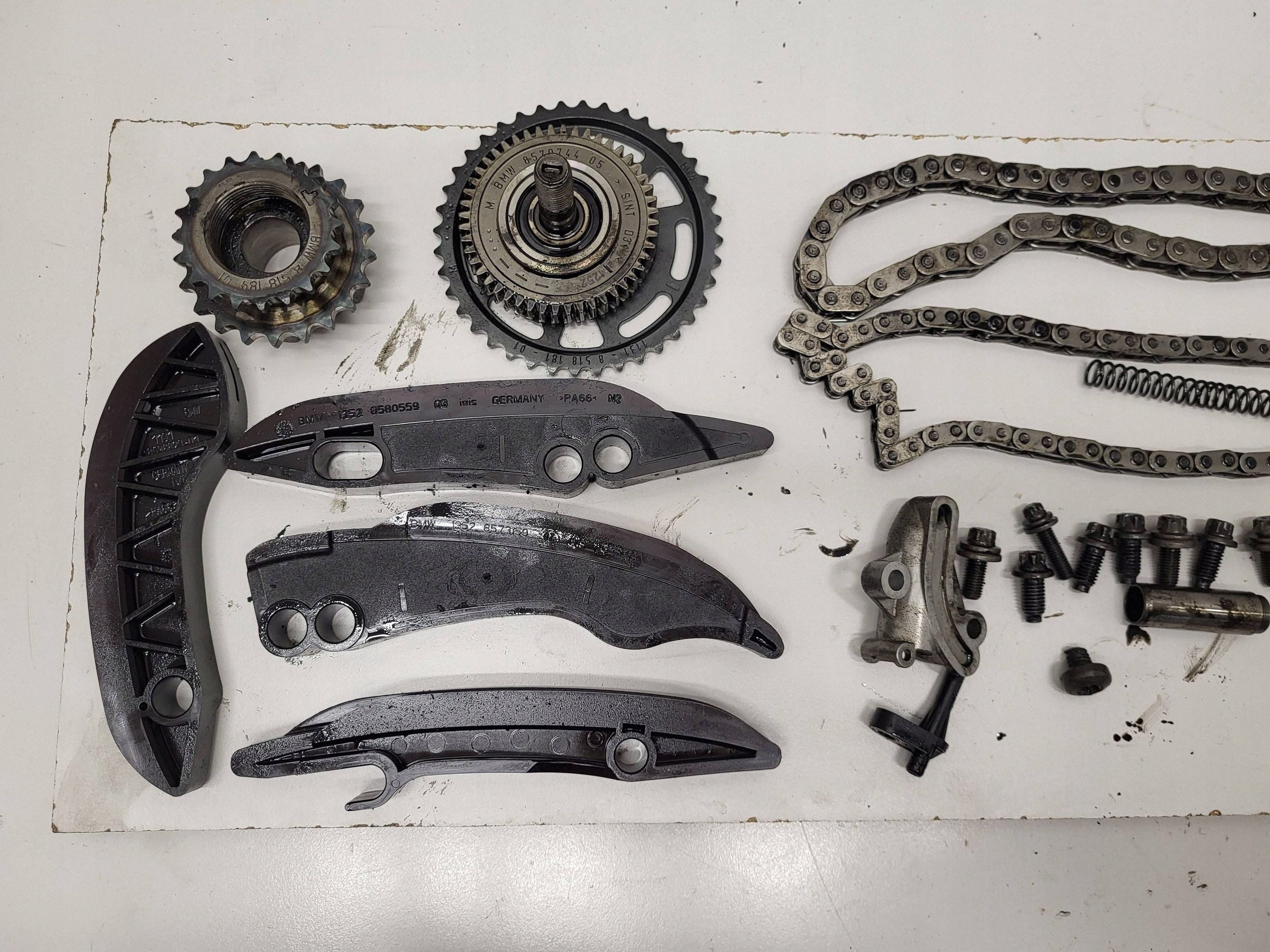 Jakohihna-sarja BMW X1 F48 B47C20B 8580559