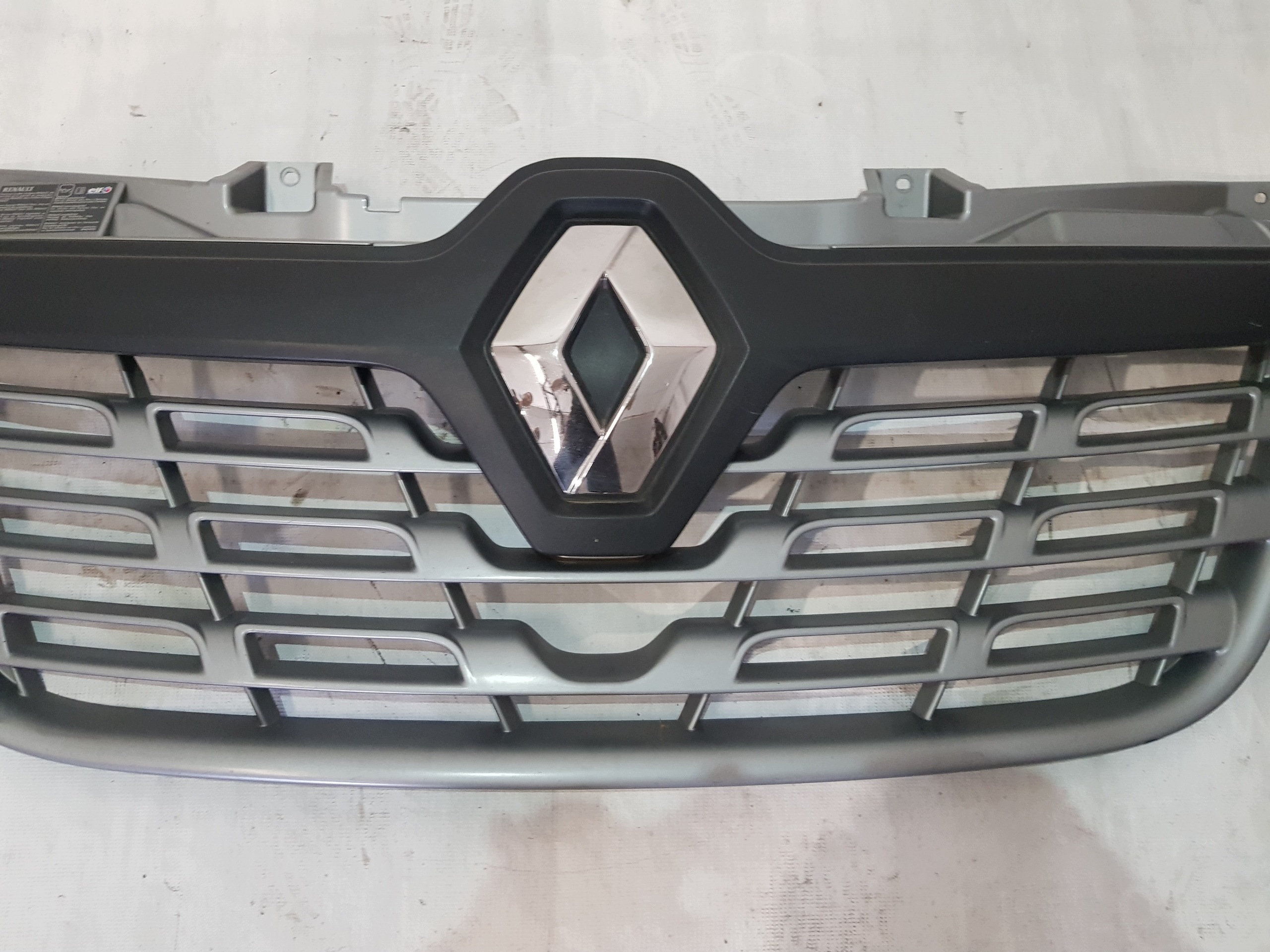 Grille de pare-chocs Renault Master III 623102803R image 3